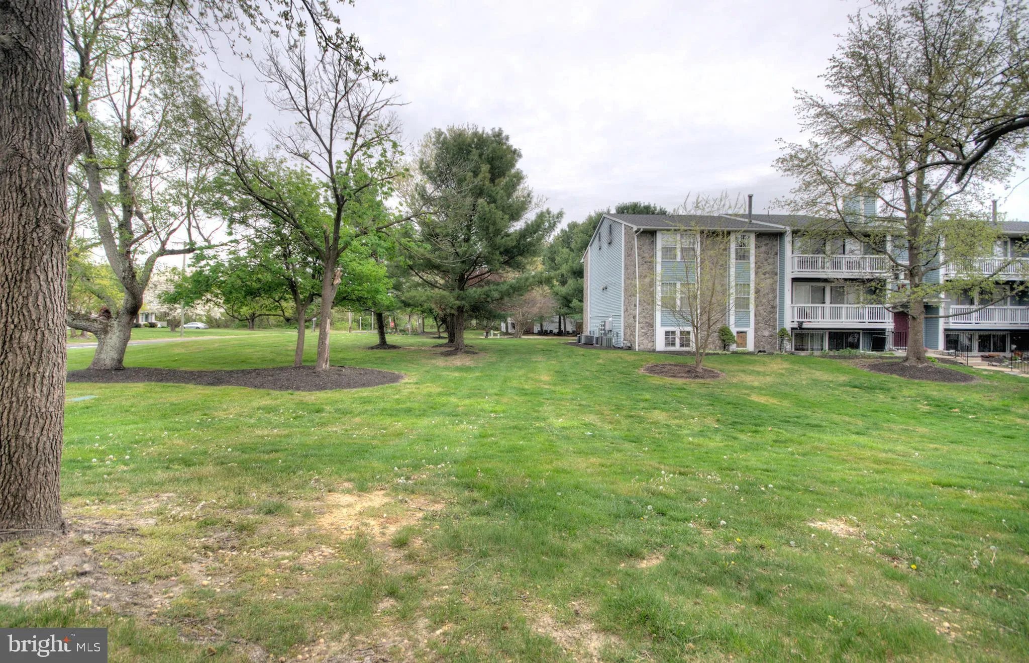 Sicklerville, New Jersey 08081, United States, 2 Bedrooms Bedrooms, ,2 BathroomsBathrooms,Residential,Pending,114325