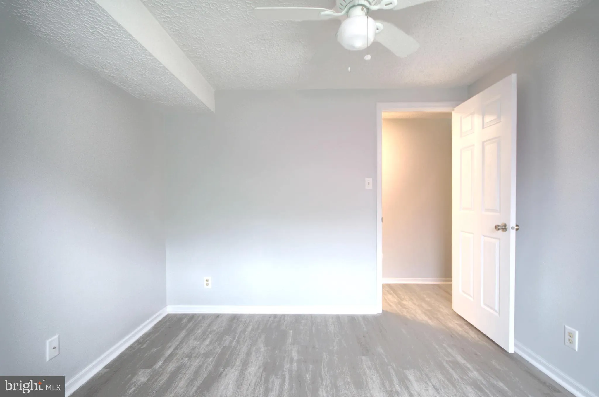 Sicklerville, New Jersey 08081, United States, 2 Bedrooms Bedrooms, ,2 BathroomsBathrooms,Residential,Pending,114325