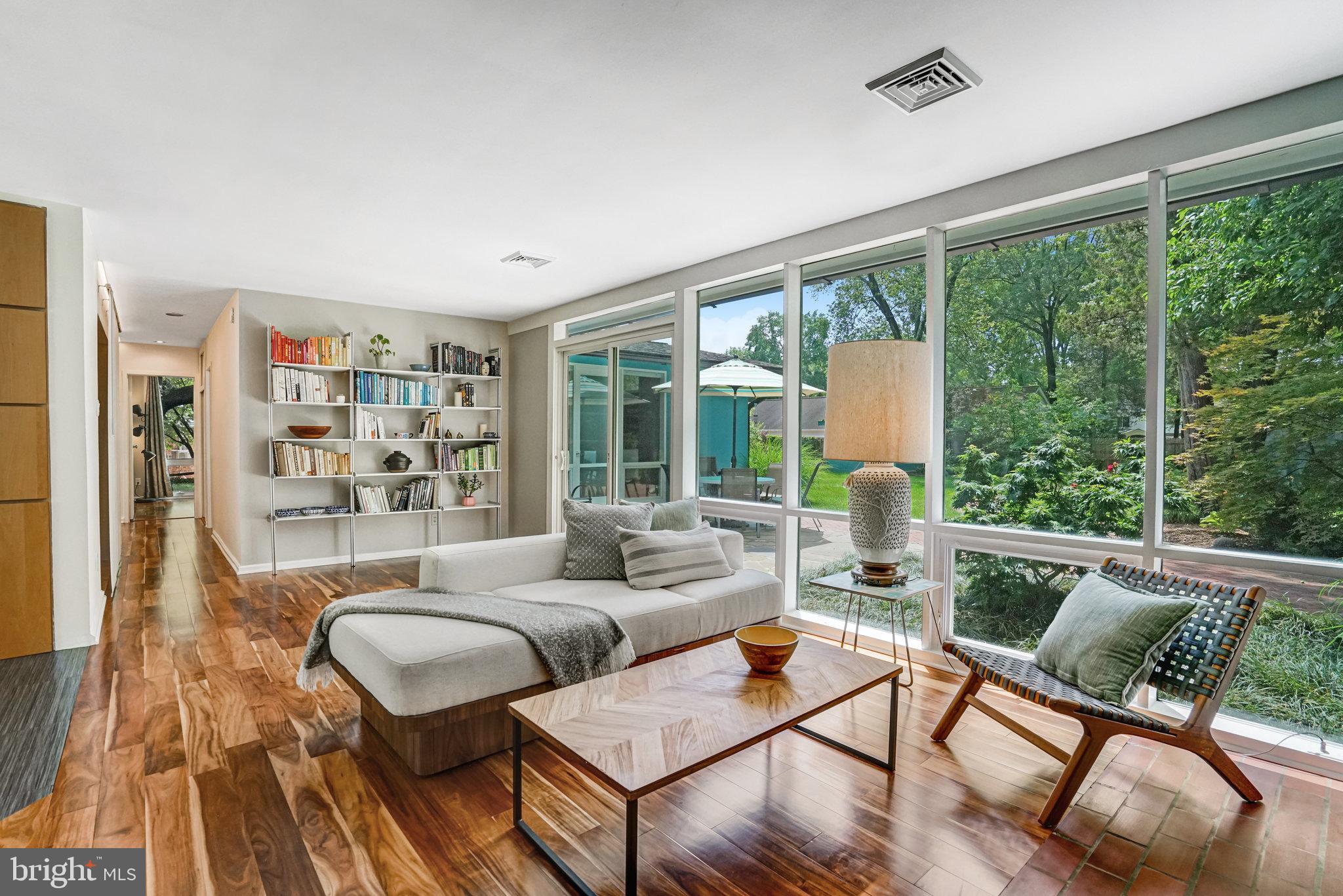 1937 MARTHAS ROAD