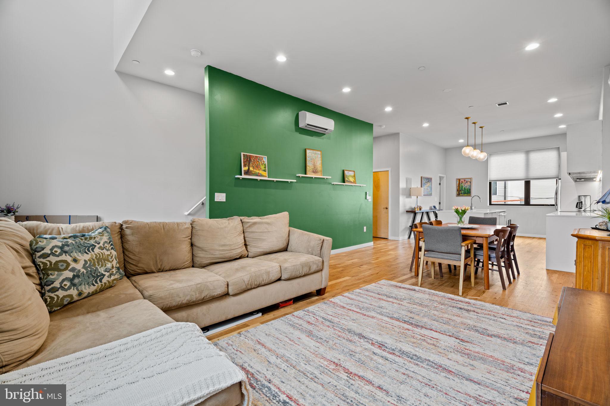 FAIRMOUNT - Residential