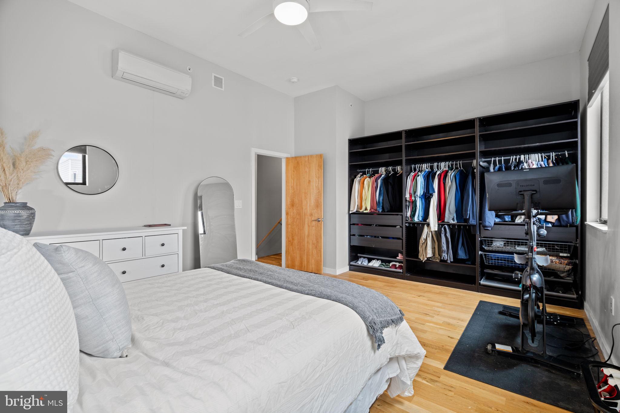 FAIRMOUNT - Residential