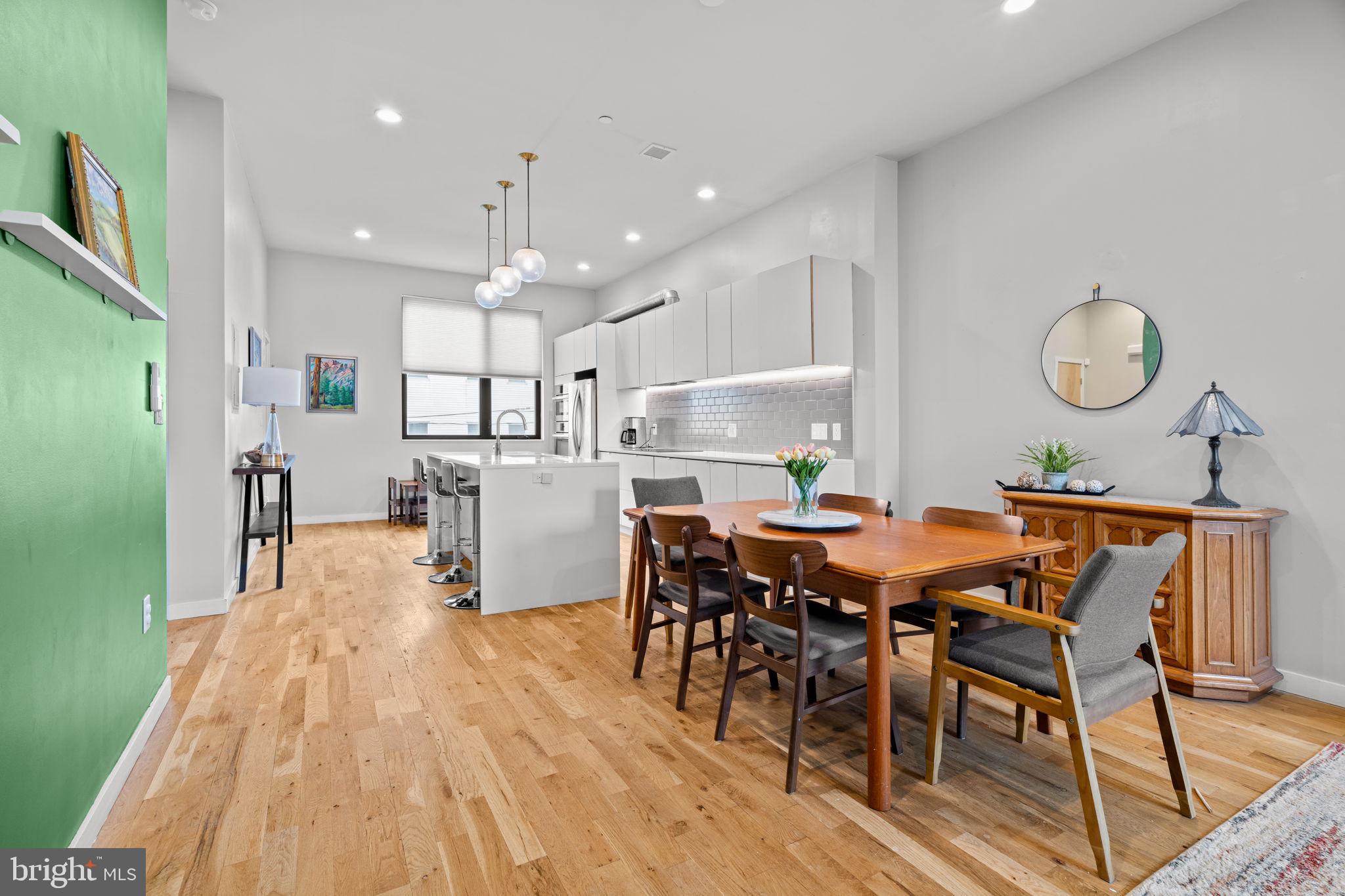 FAIRMOUNT - Residential