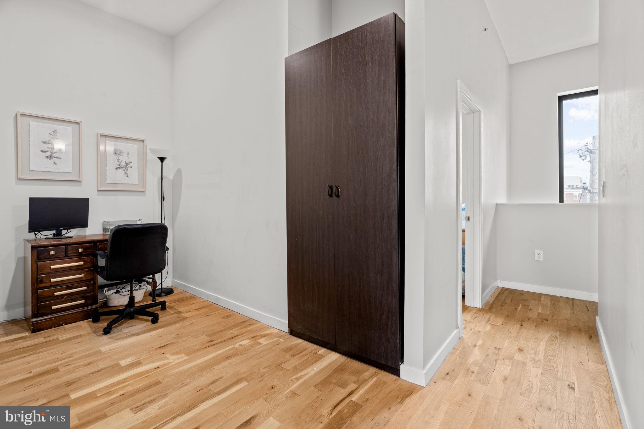 FAIRMOUNT - Residential