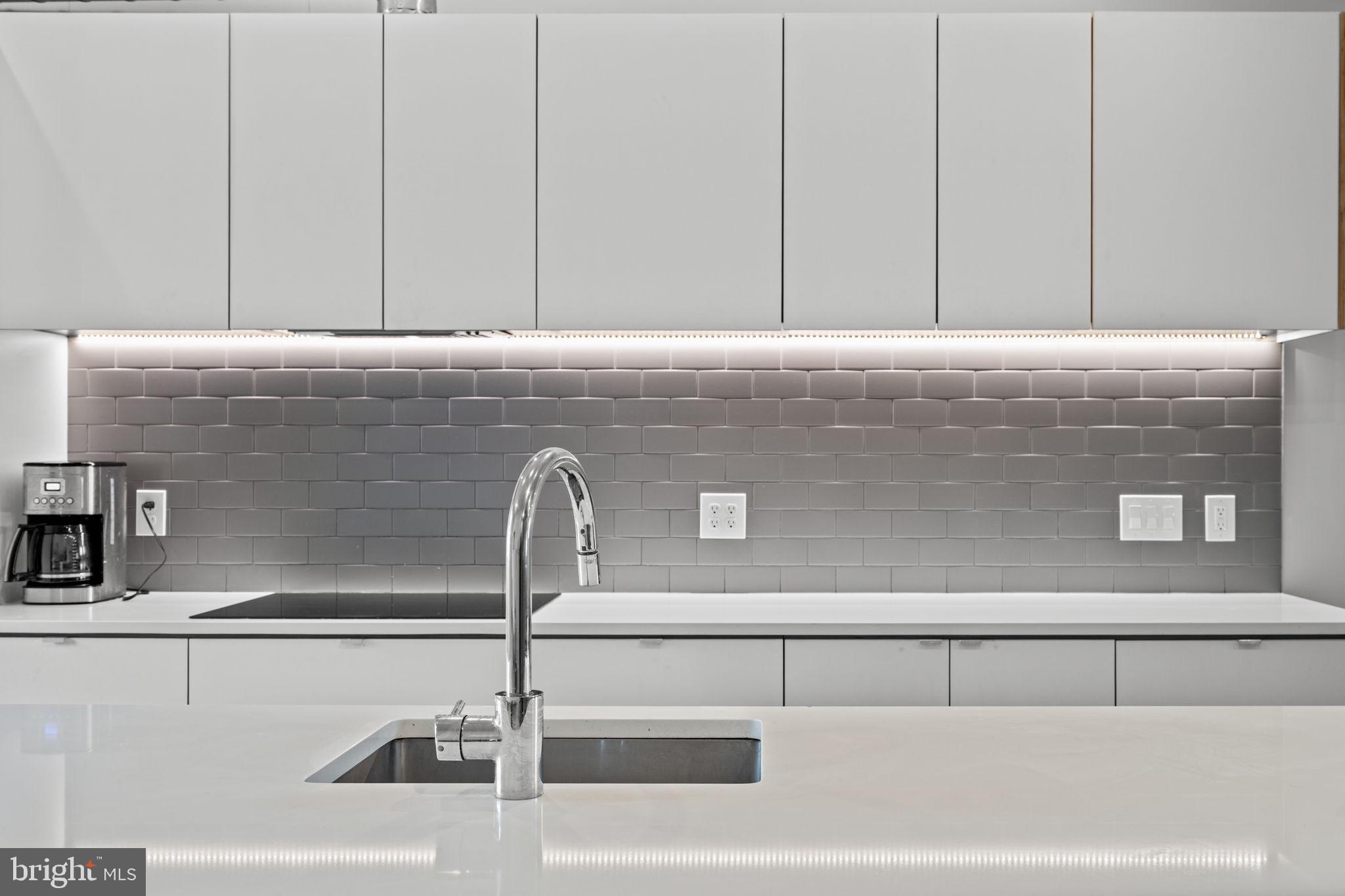 FAIRMOUNT - Residential