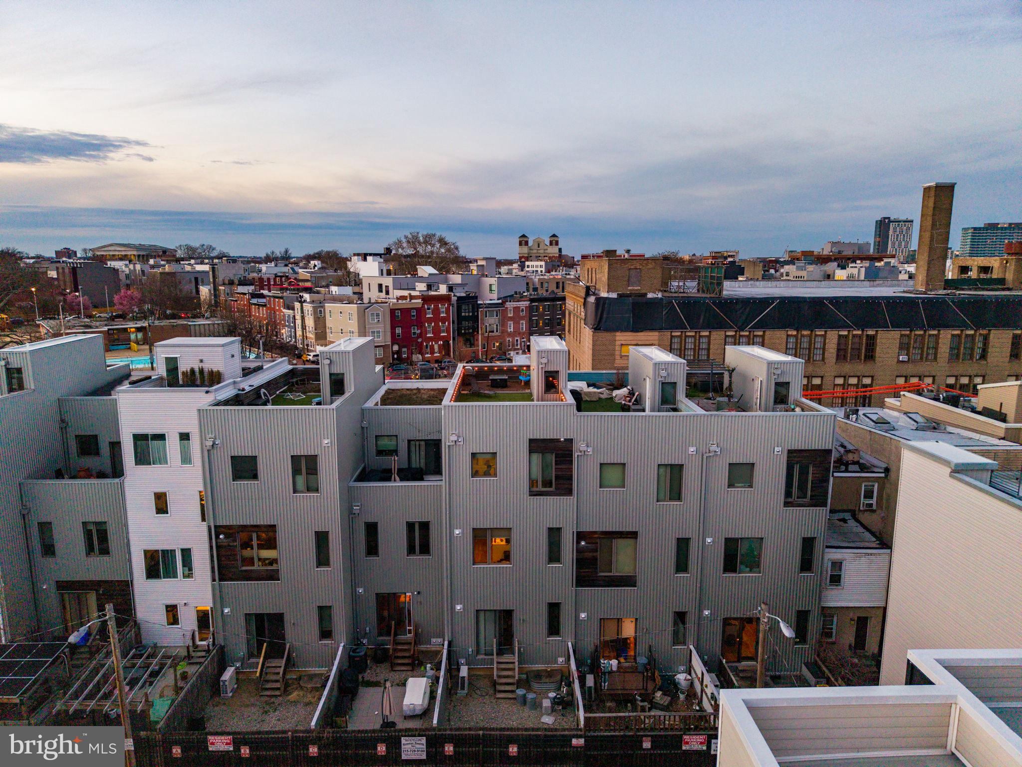 FAIRMOUNT - Residential