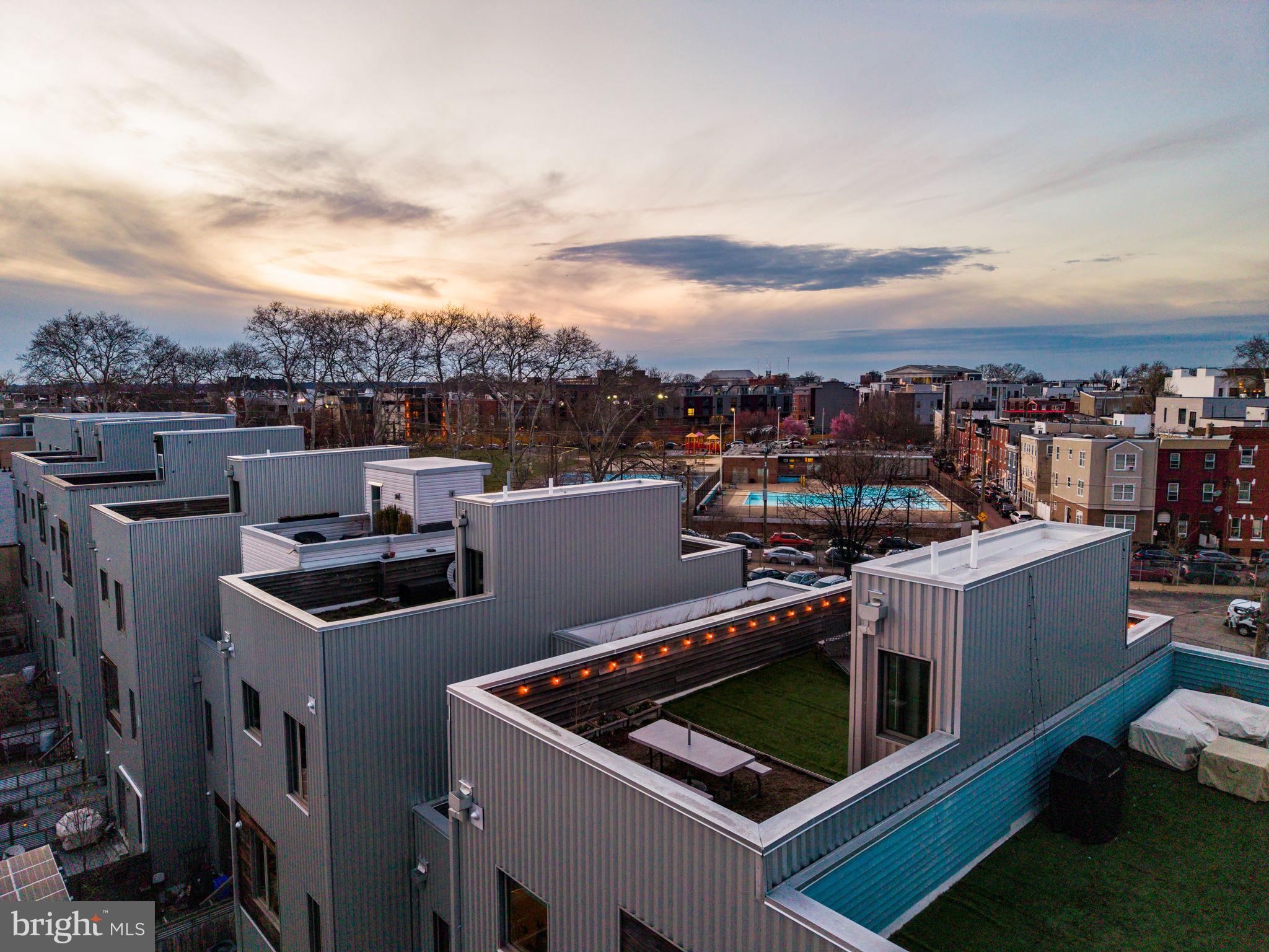 FAIRMOUNT - Residential