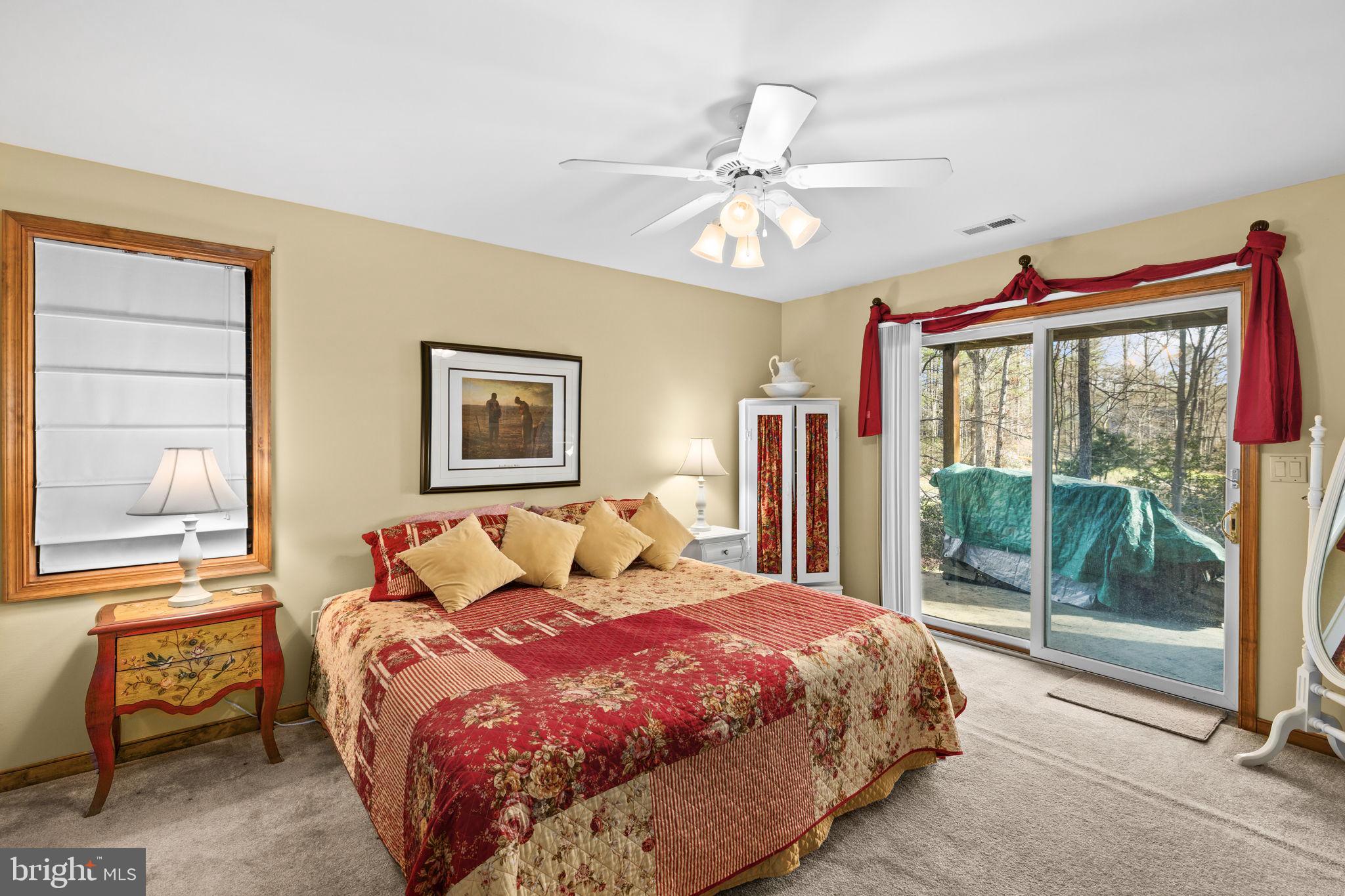 WATERSIDE - Residential