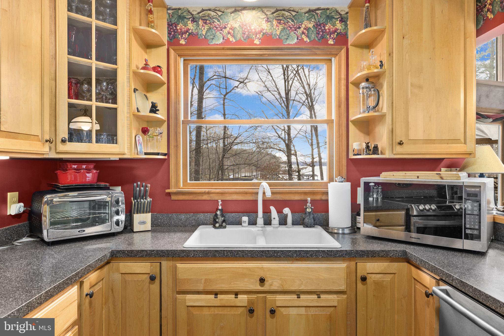 WATERSIDE - Residential