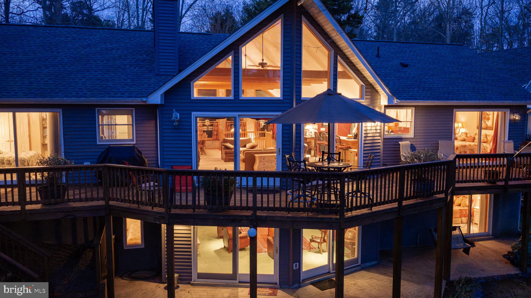 WATERSIDE - Residential