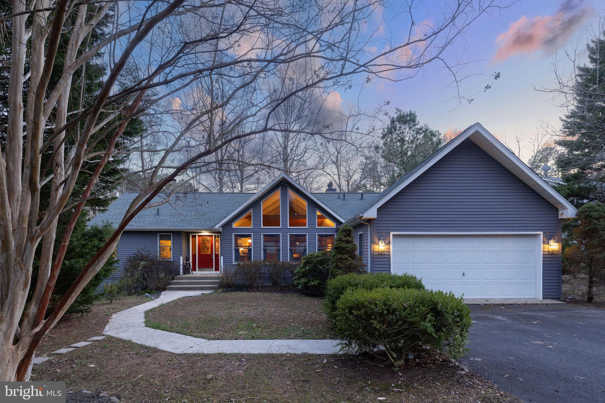 WATERSIDE - Residential