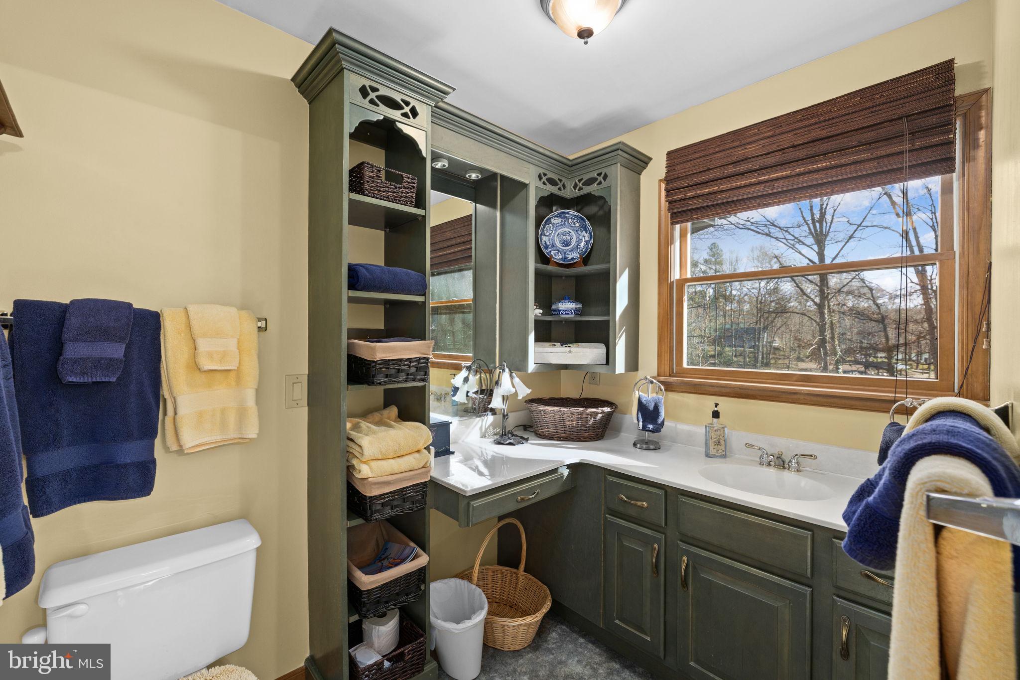 WATERSIDE - Residential