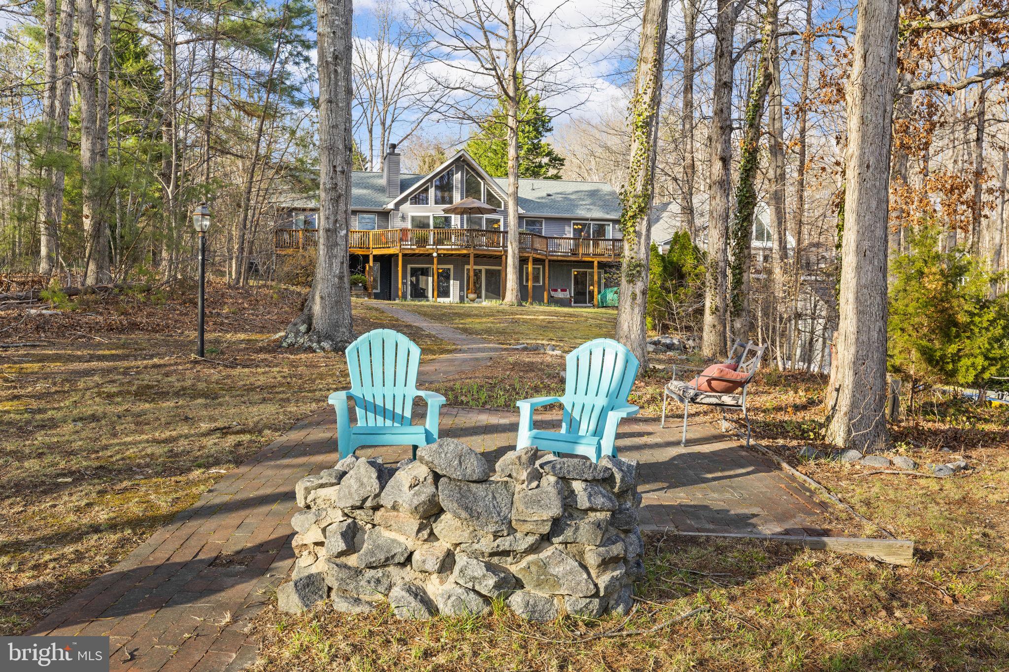 WATERSIDE - Residential