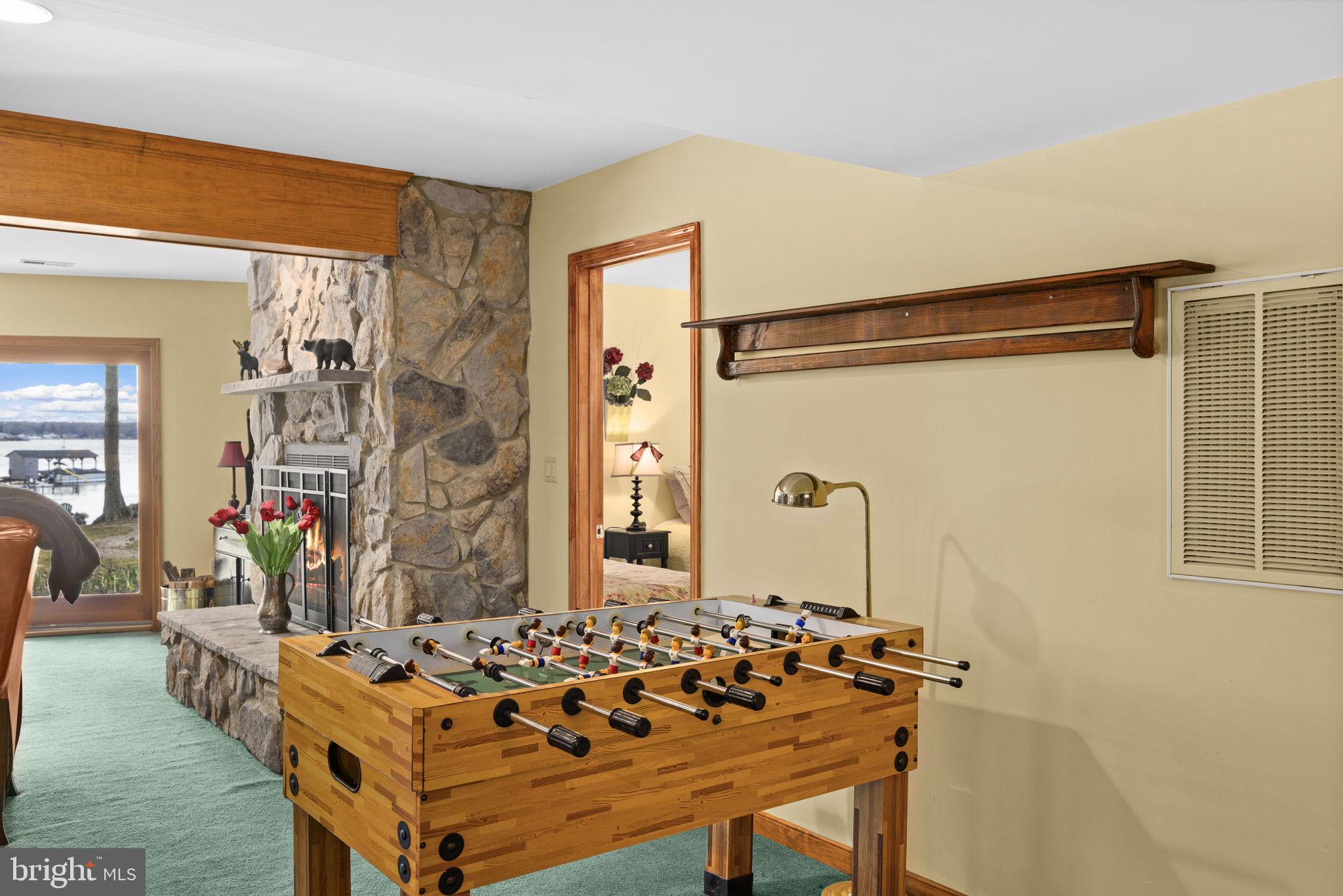 WATERSIDE - Residential