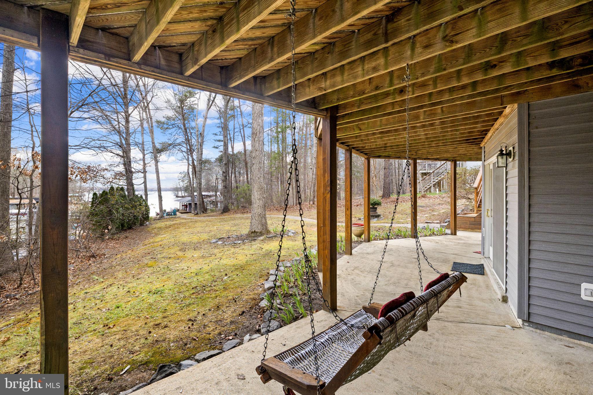 WATERSIDE - Residential