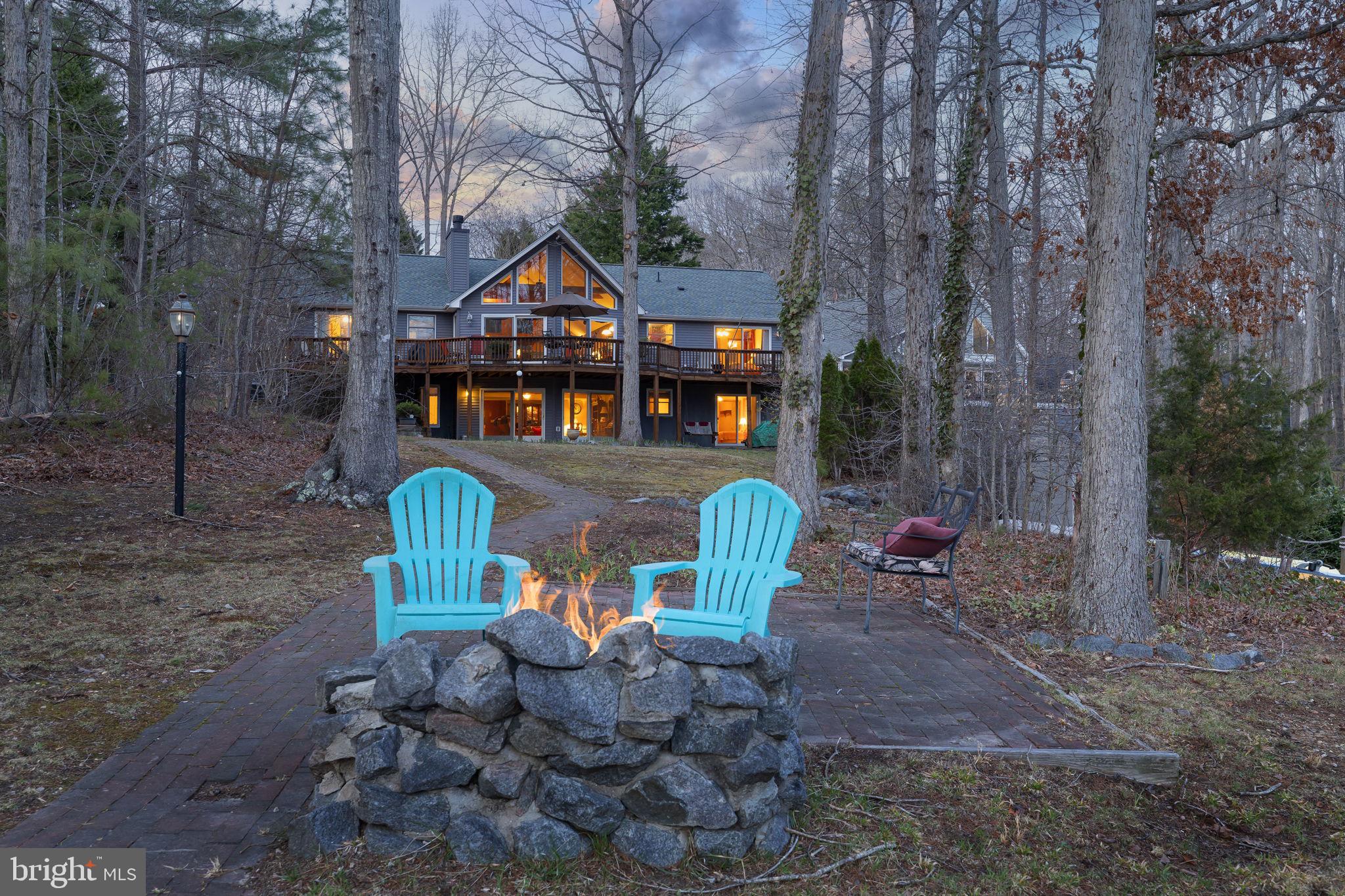 WATERSIDE - Residential