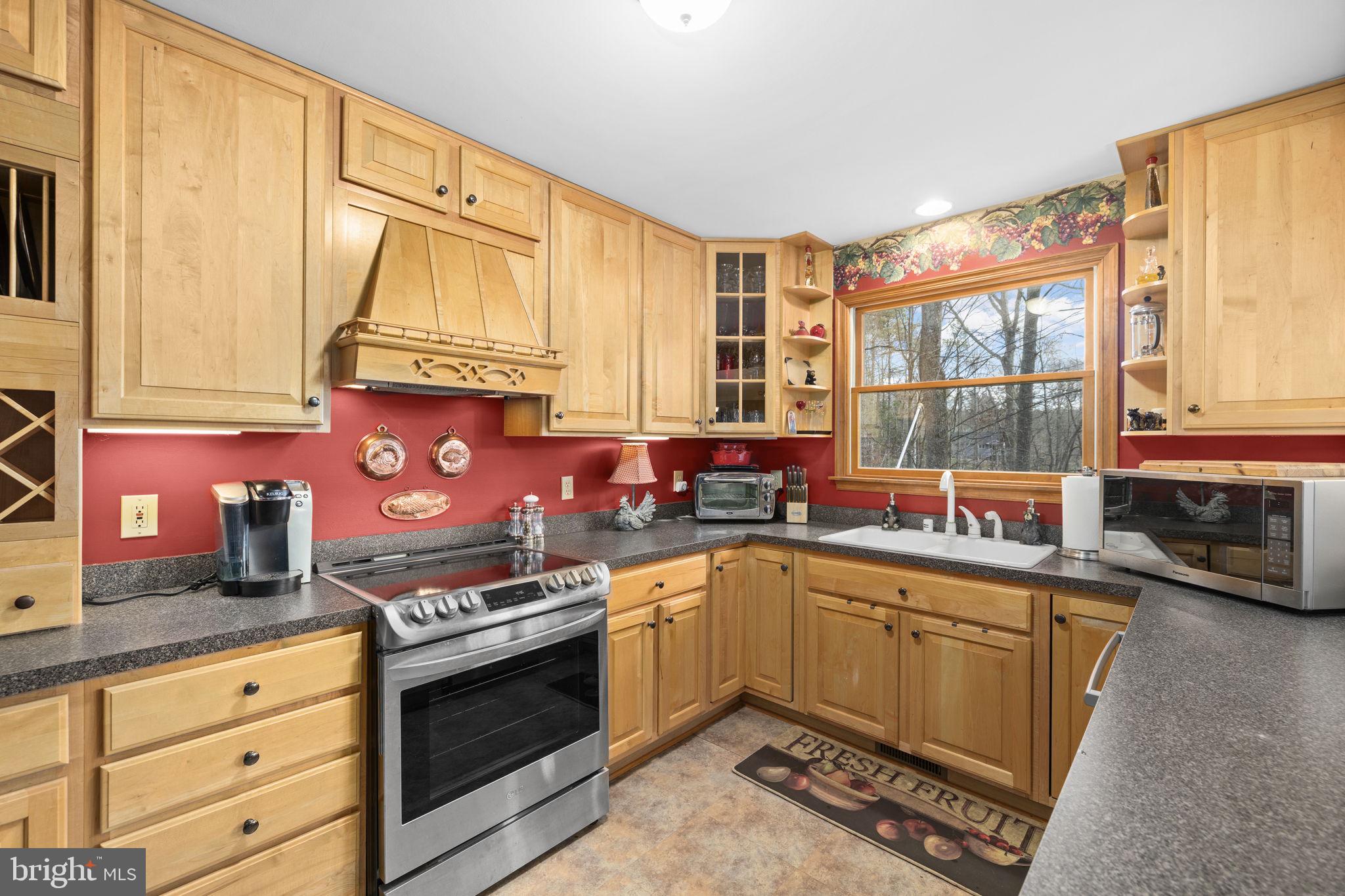 WATERSIDE - Residential