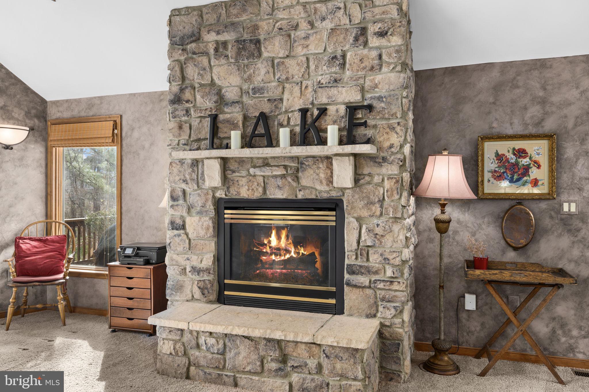 WATERSIDE - Residential