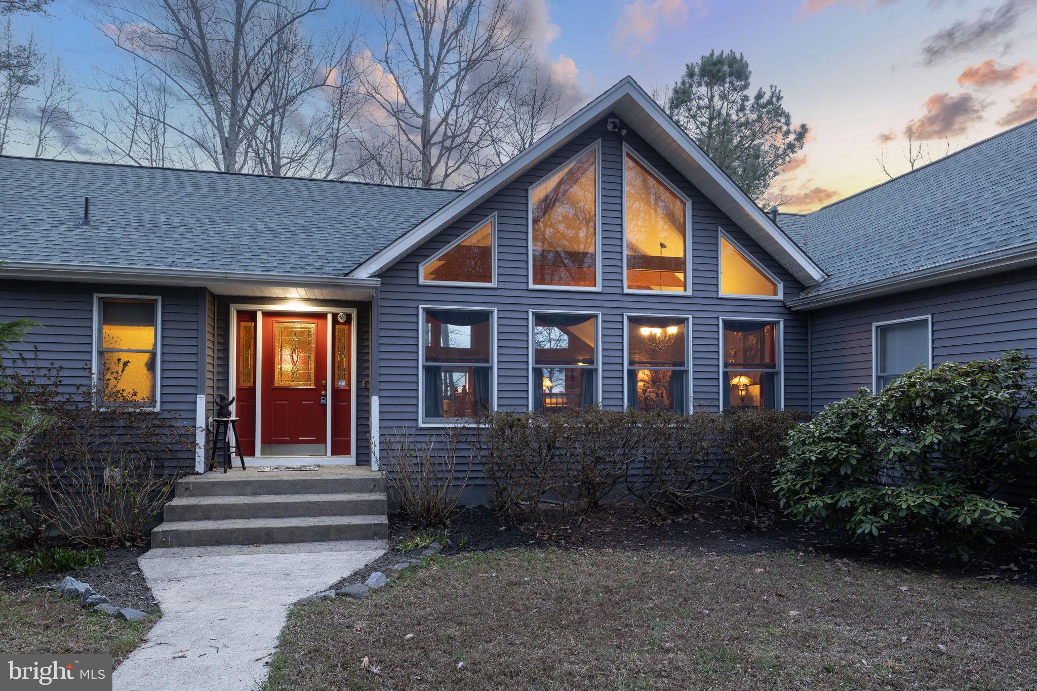 WATERSIDE - Residential