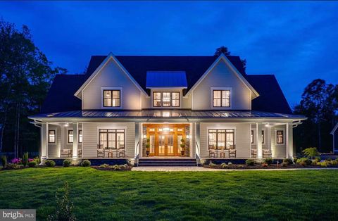 Photo of 6061 Old Lawyers Hill Road, ELKRIDGE, MD 21075 (MLS # MDHW2066972)