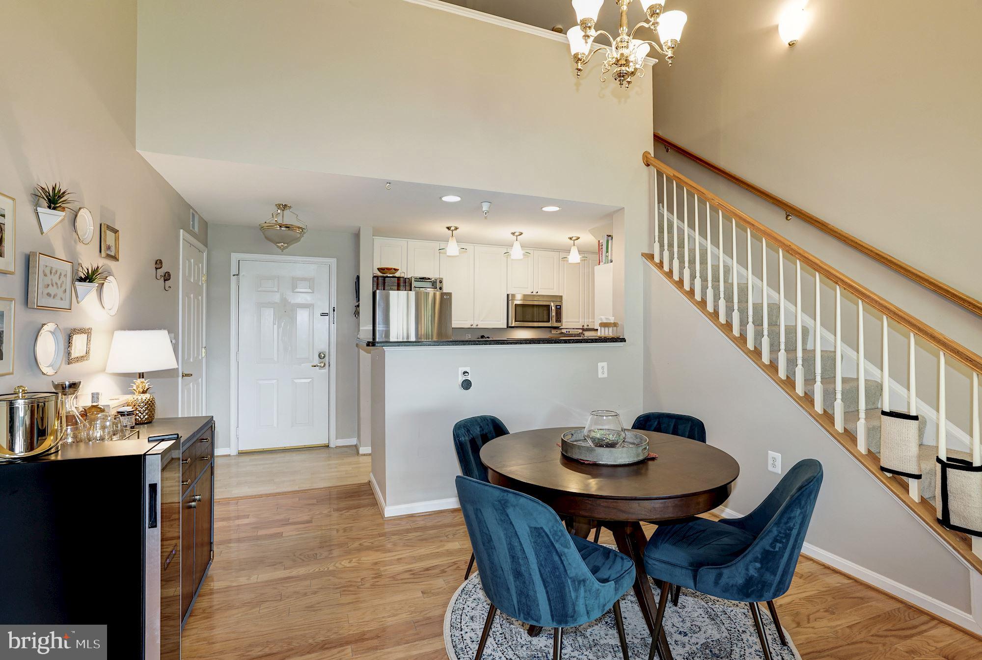 CAMERON STATION - Residential