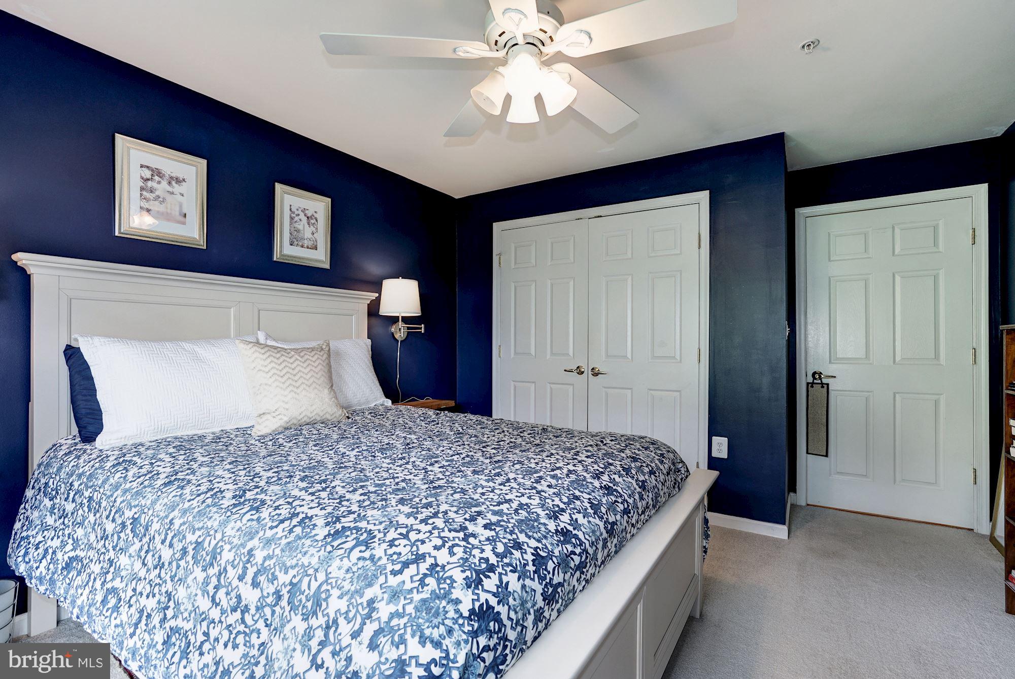 CAMERON STATION - Residential