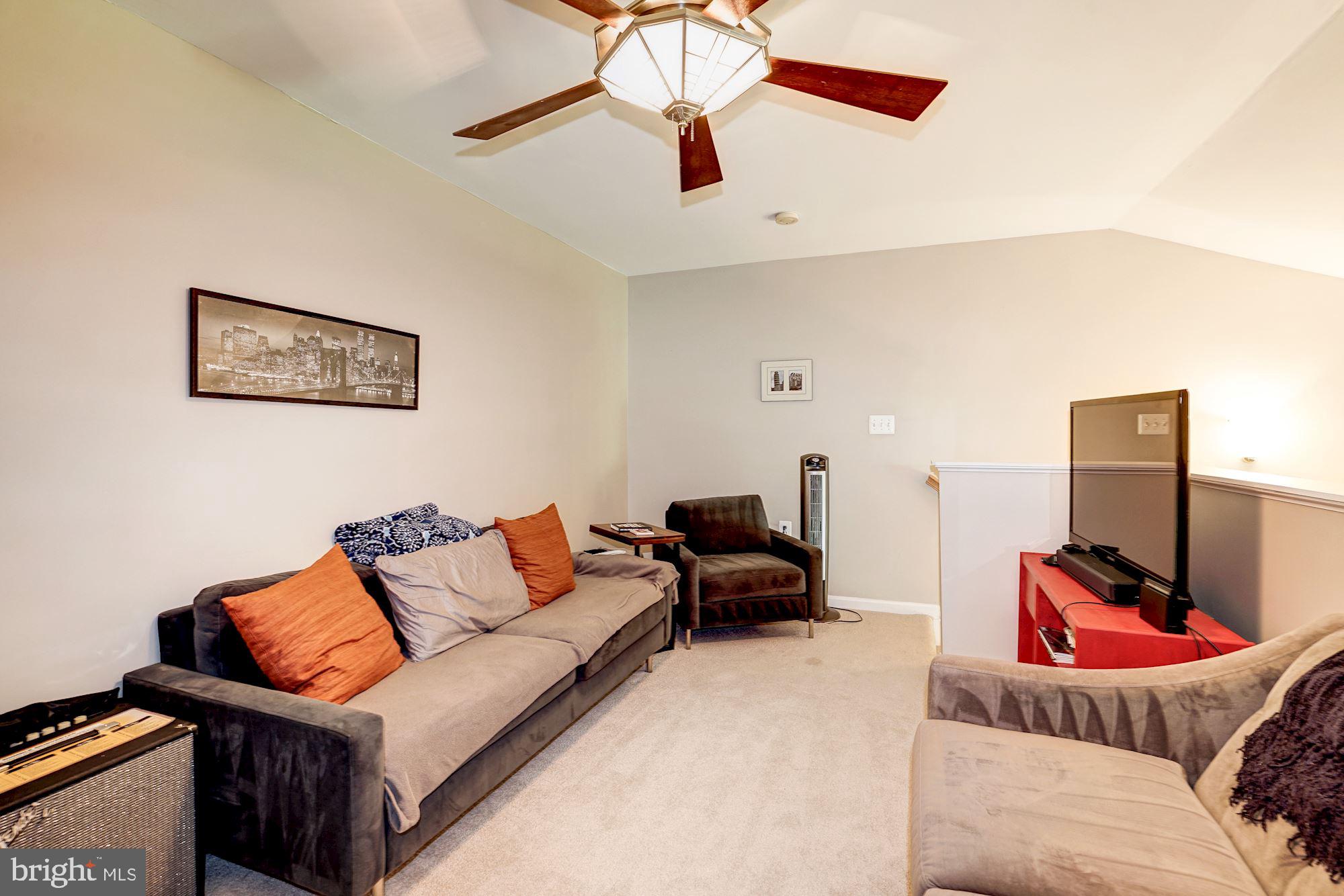 CAMERON STATION - Residential