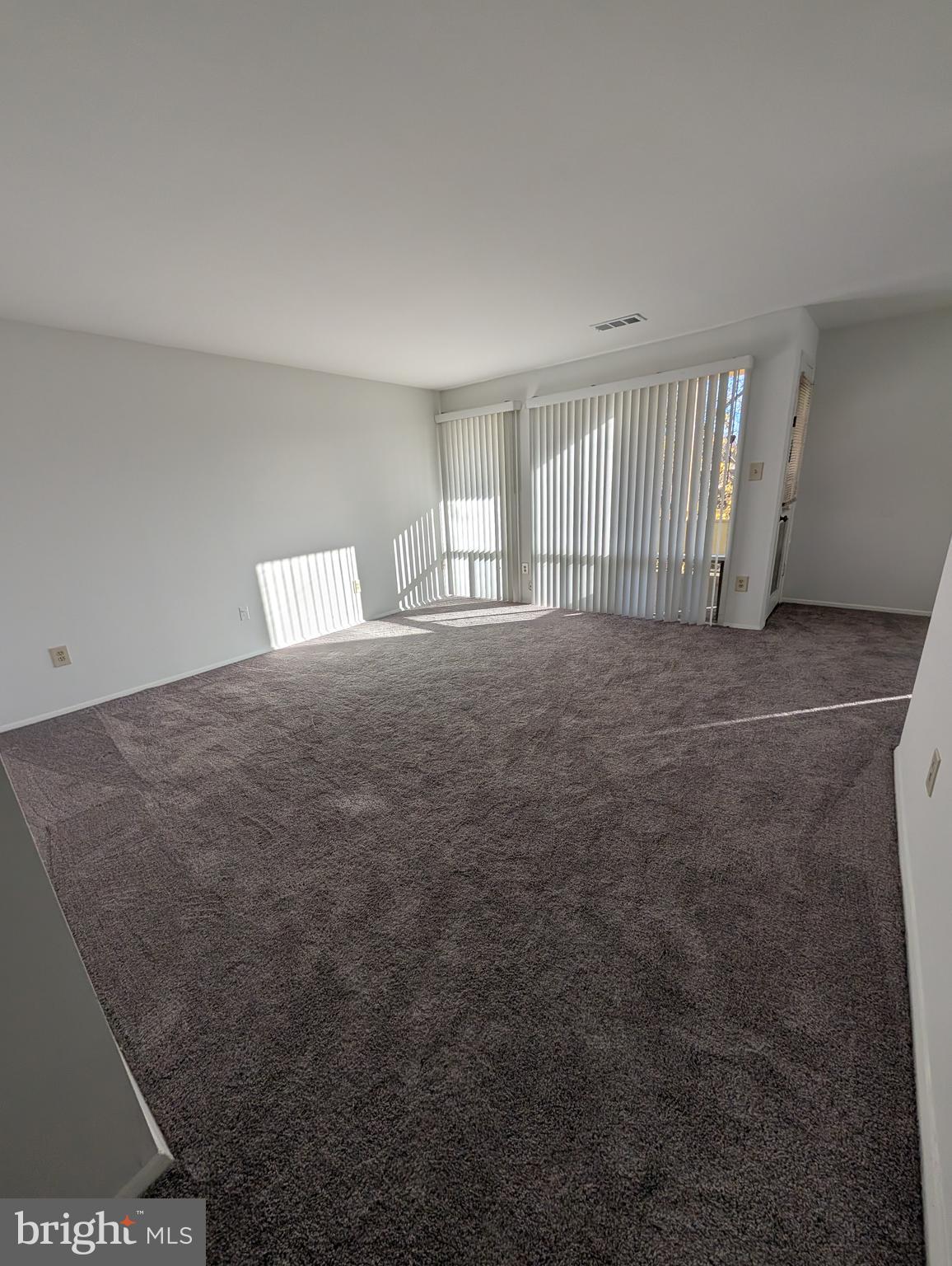 HOLLY HILL CONDOMINIUMS - Residential Lease