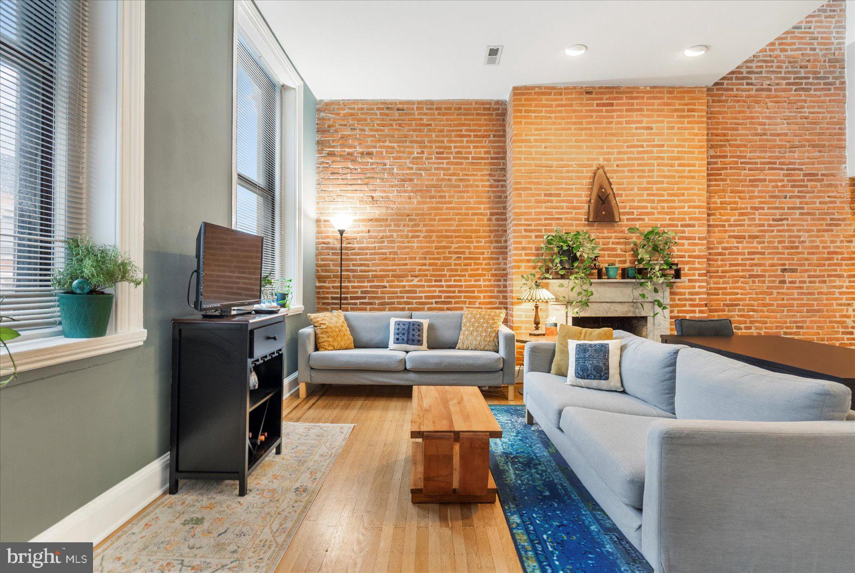 Welcome home! Start 2024 the right way and own a piece of Baltimore’s Historic Mount Vernon. Walk into this Penthouse Condo with architectural details and fall in love with your future home. This immaculately kept, sun-drenched loft style condo has everything you’re looking for: A spacious primary suite, a large Den/Office with ample natural light, an updated bathroom, gleaming recently refinished hardwood floors, an updated chef’s kitchen with stainless appliances and gorgeous granite countertops. Additional amenities include exposed brick walls on multiple levels of this 2 story condo, washer/dryer in unit, ample storage space in condo as well as a storage unit in the building. Come and experience the best of Baltimore Condo living in a building that’s minutes from Penn station, a short walk to shops, fine dining and local bars like The Brewer’s Art. Walk to all the local museums and neighborhood events, but if you choose to drive you’ll never be without parking because you’ll have a DEEDED PARKING SPACE. This condo is a MUST see. BUYERS MAY QUALIFY FOR A LENDER SPECIFIC GRANT WITH FUNDS UP TO $$12,500. CALL TODAY TO DISCUSS. $$$