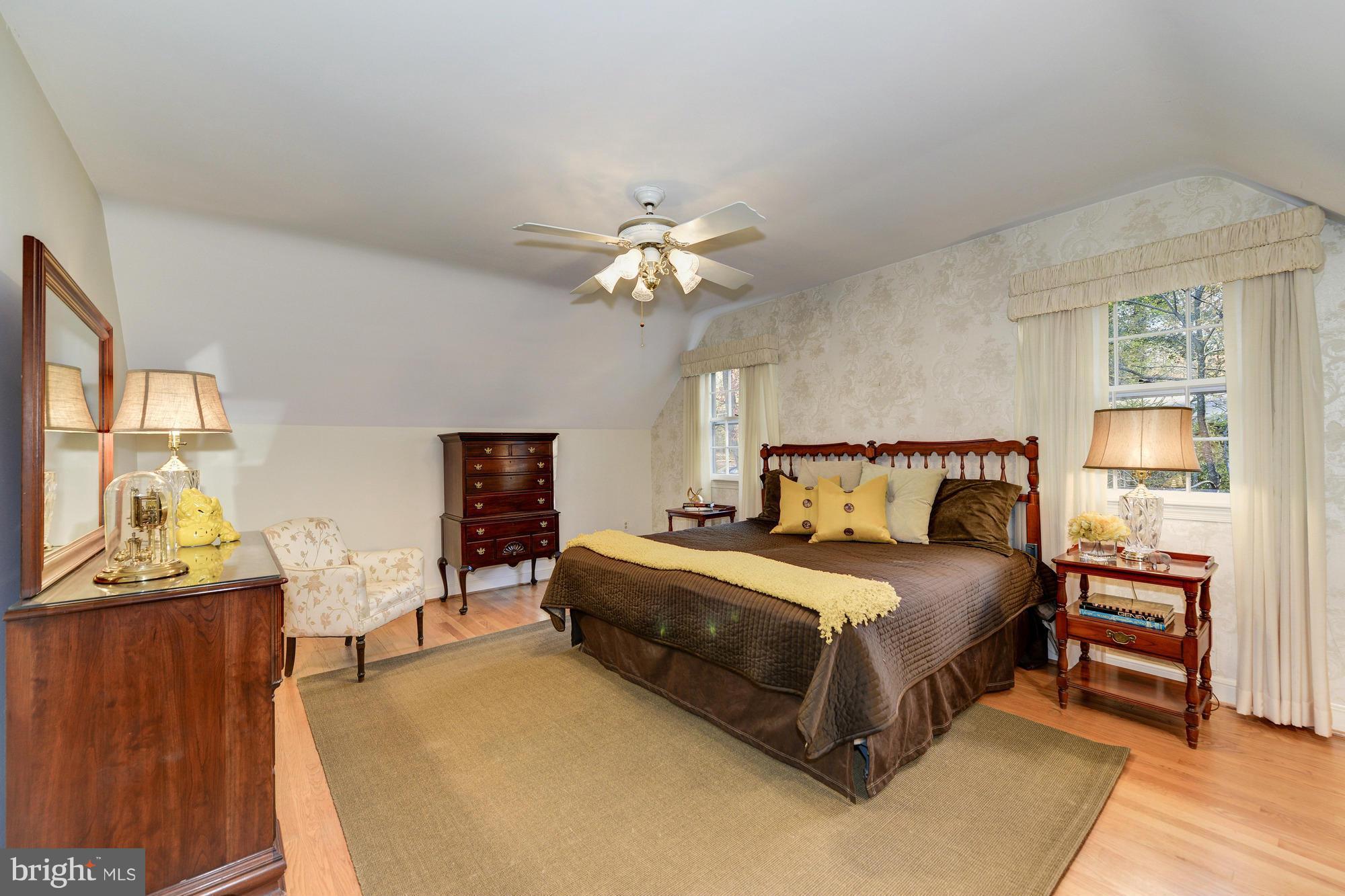 LUXMANOR - Residential