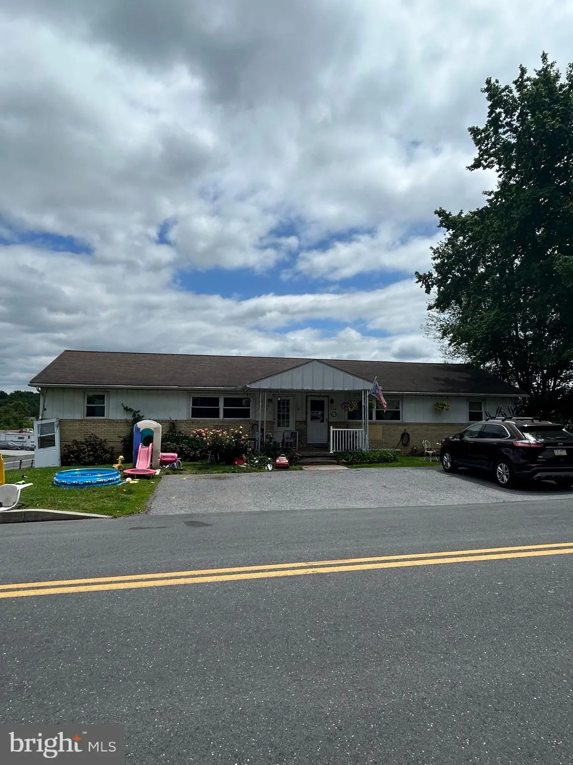 Lewisberry, Pennsylvania 17339, United States, ,Commercial,Pending,131697