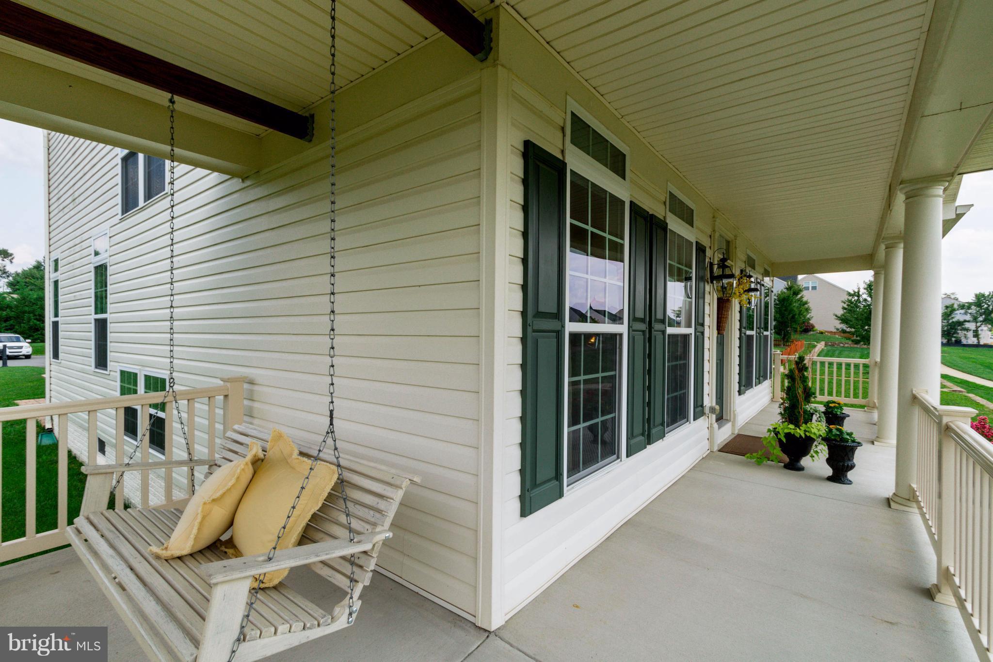 LOVETTSVILLE TOWN CENTER - Residential