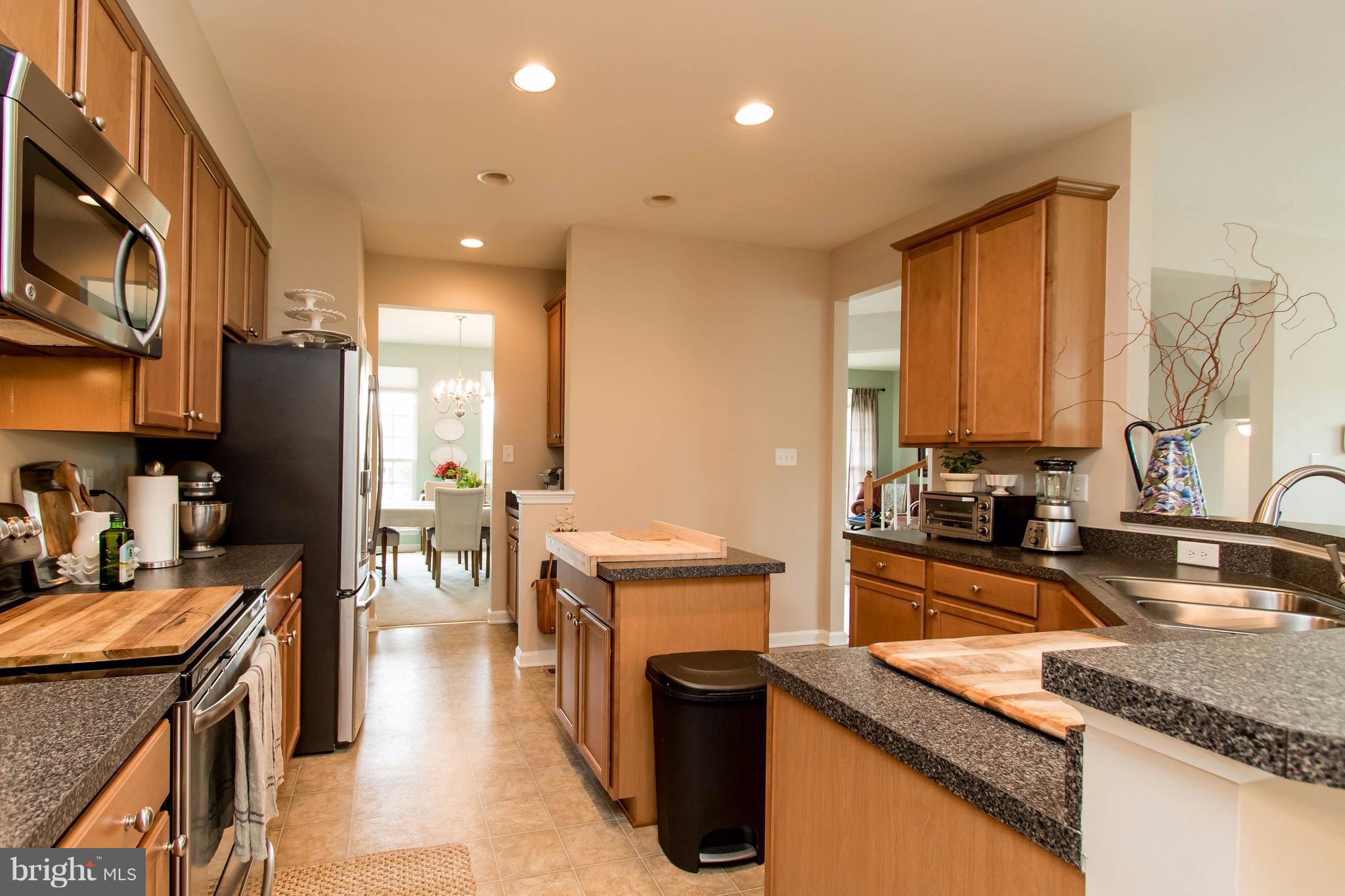 LOVETTSVILLE TOWN CENTER - Residential