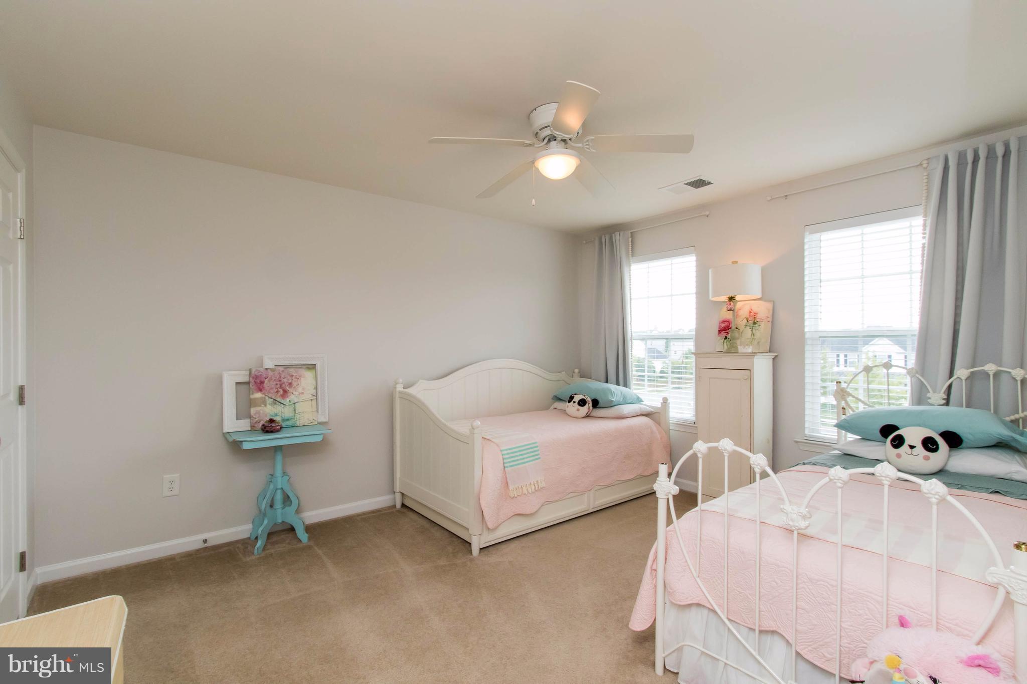 LOVETTSVILLE TOWN CENTER - Residential