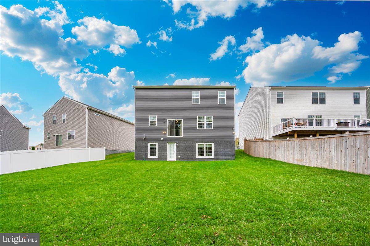 THE PRESERVE AT TUSCARORA - Residential