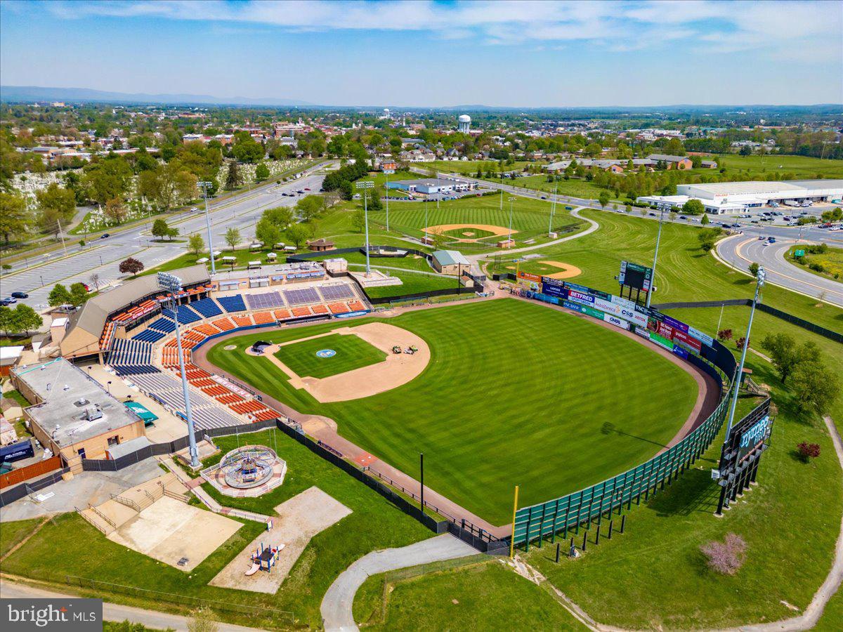 THE PRESERVE AT TUSCARORA - Residential