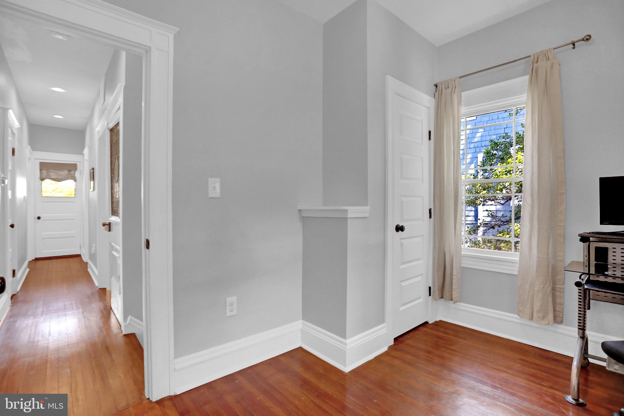 LAKE EVESHAM HISTORIC DISTRICT - Residential