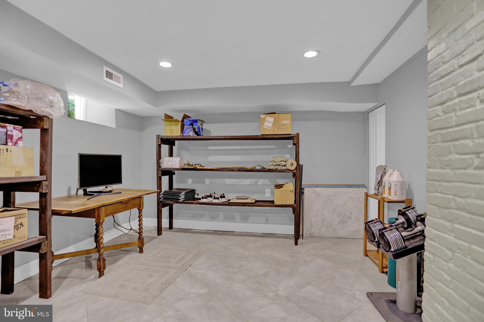 LAKE EVESHAM HISTORIC DISTRICT - Residential