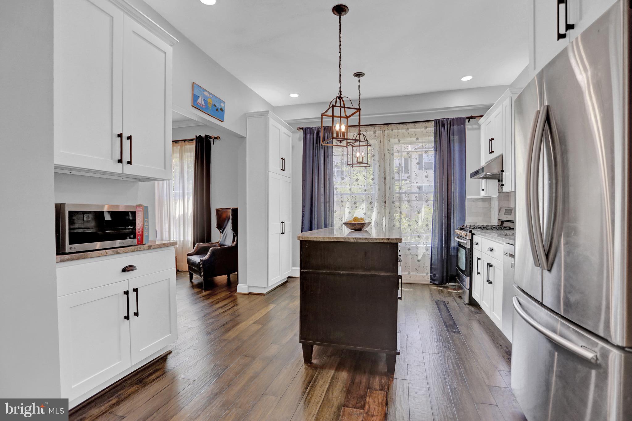 LAKE EVESHAM HISTORIC DISTRICT - Residential