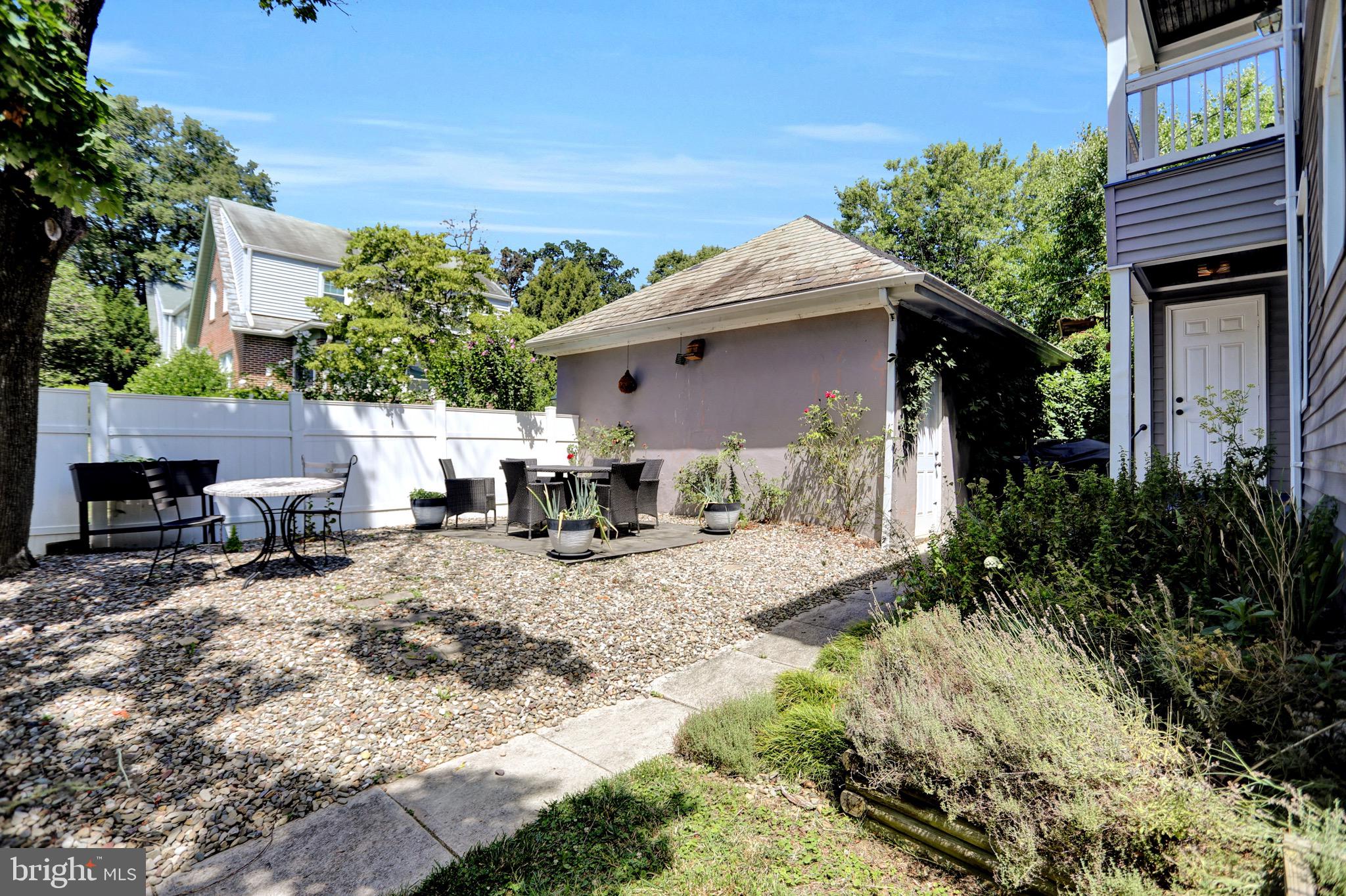 LAKE EVESHAM HISTORIC DISTRICT - Residential