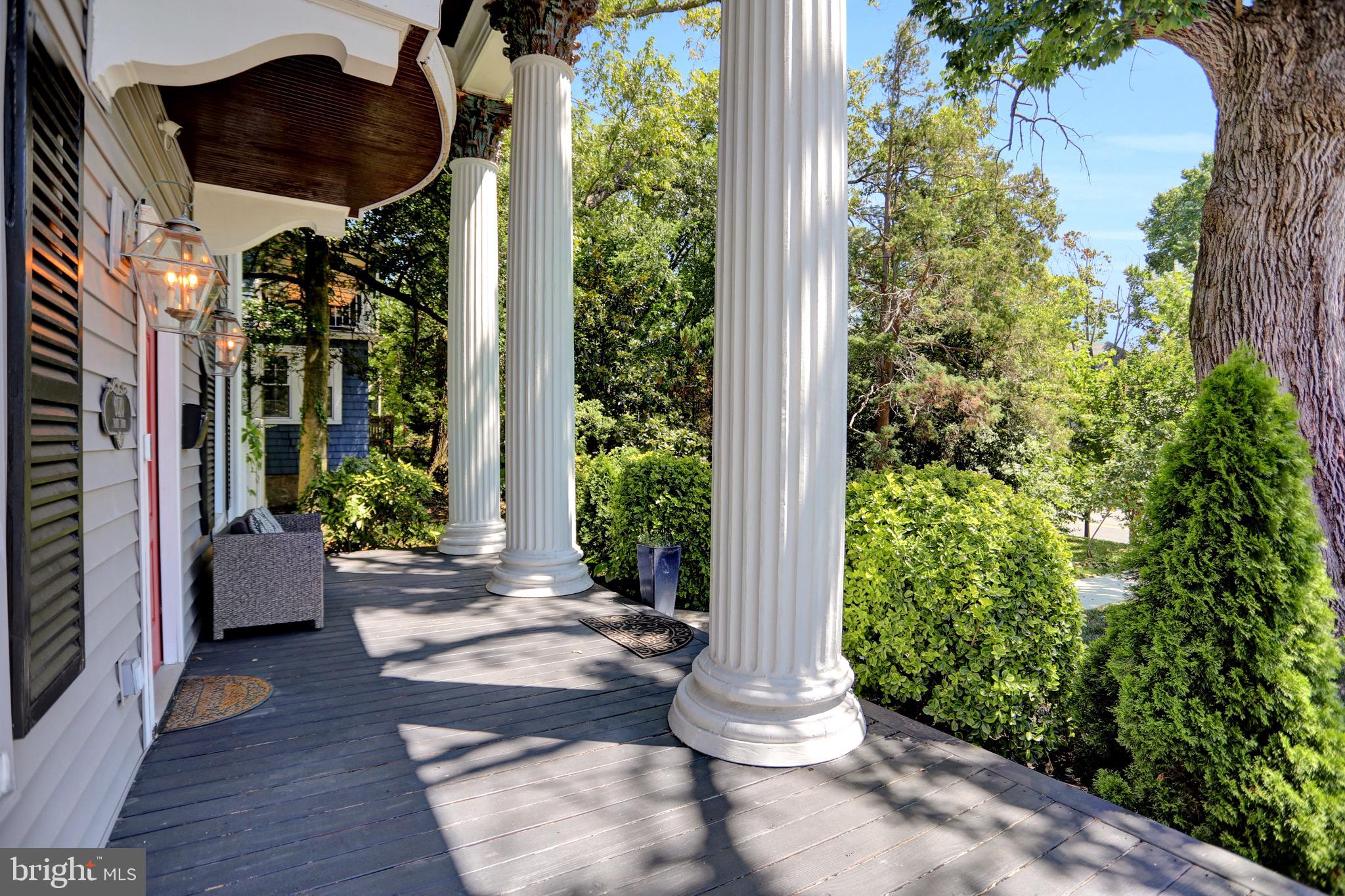 LAKE EVESHAM HISTORIC DISTRICT - Residential