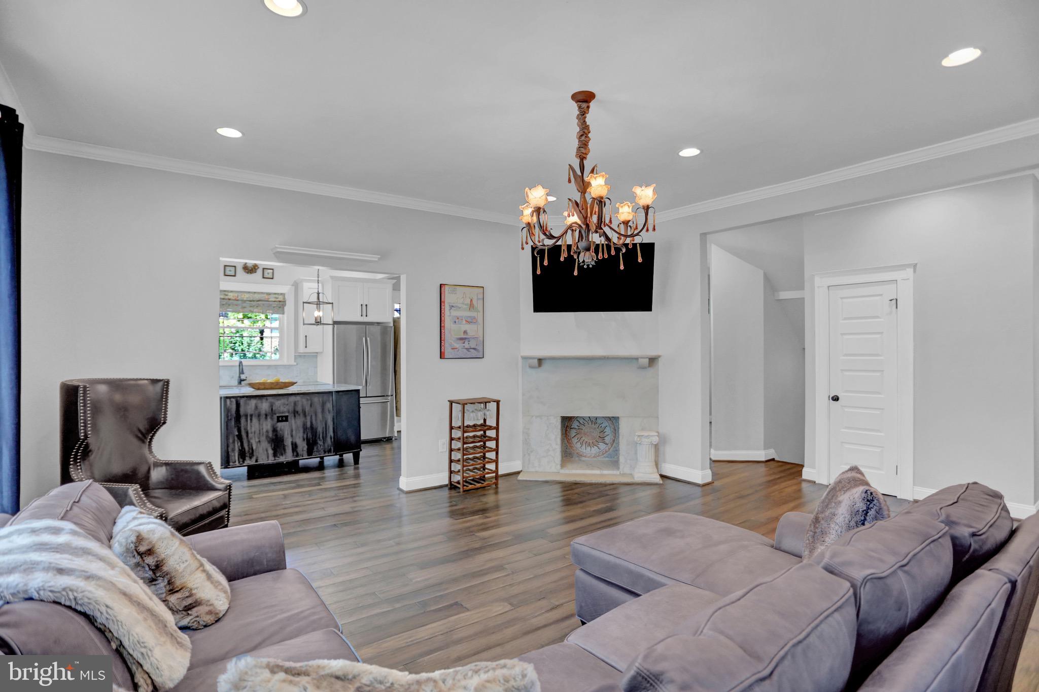 LAKE EVESHAM HISTORIC DISTRICT - Residential