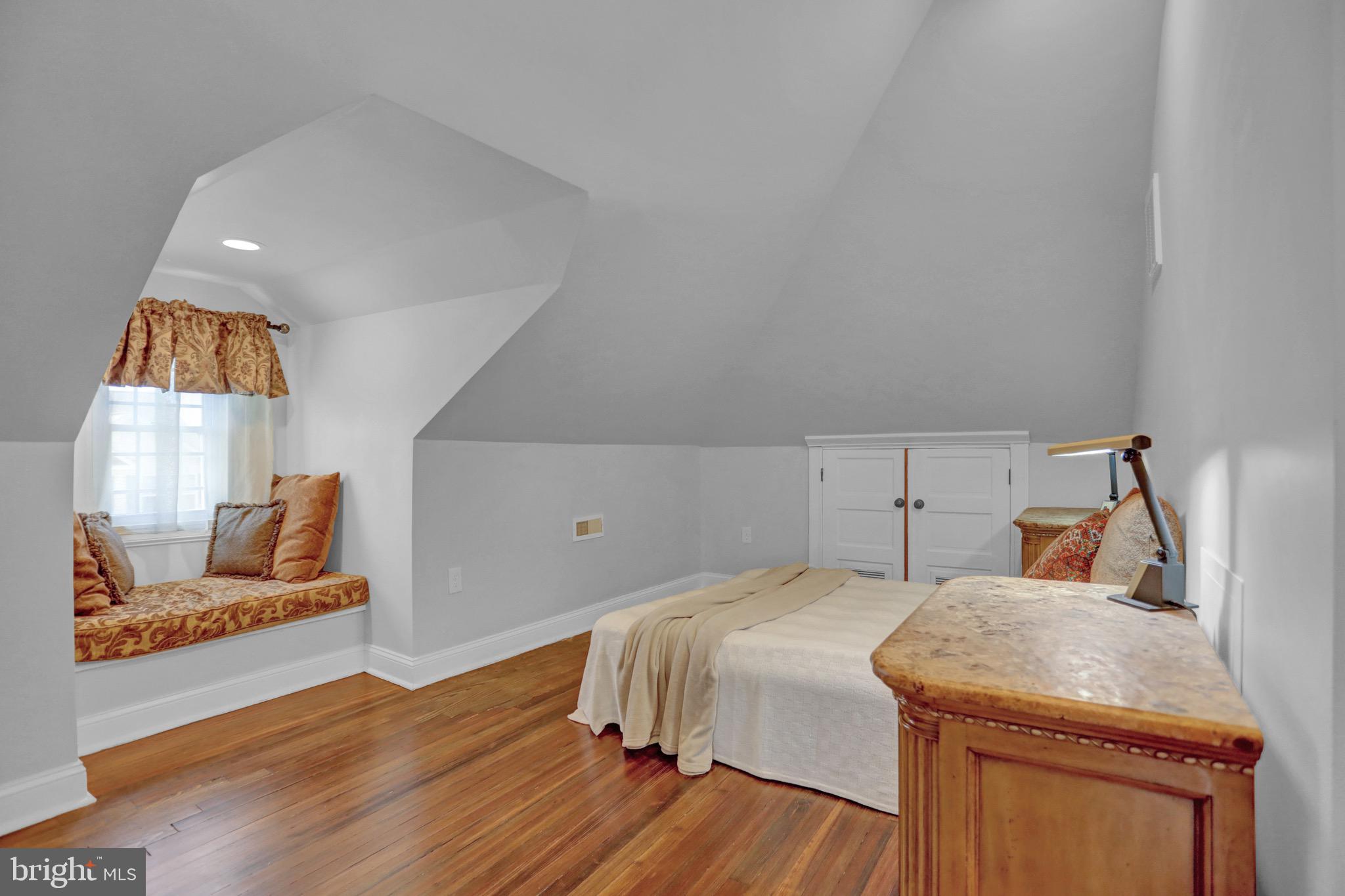 LAKE EVESHAM HISTORIC DISTRICT - Residential