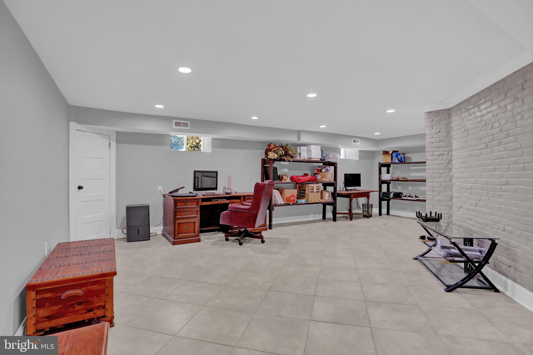 LAKE EVESHAM HISTORIC DISTRICT - Residential