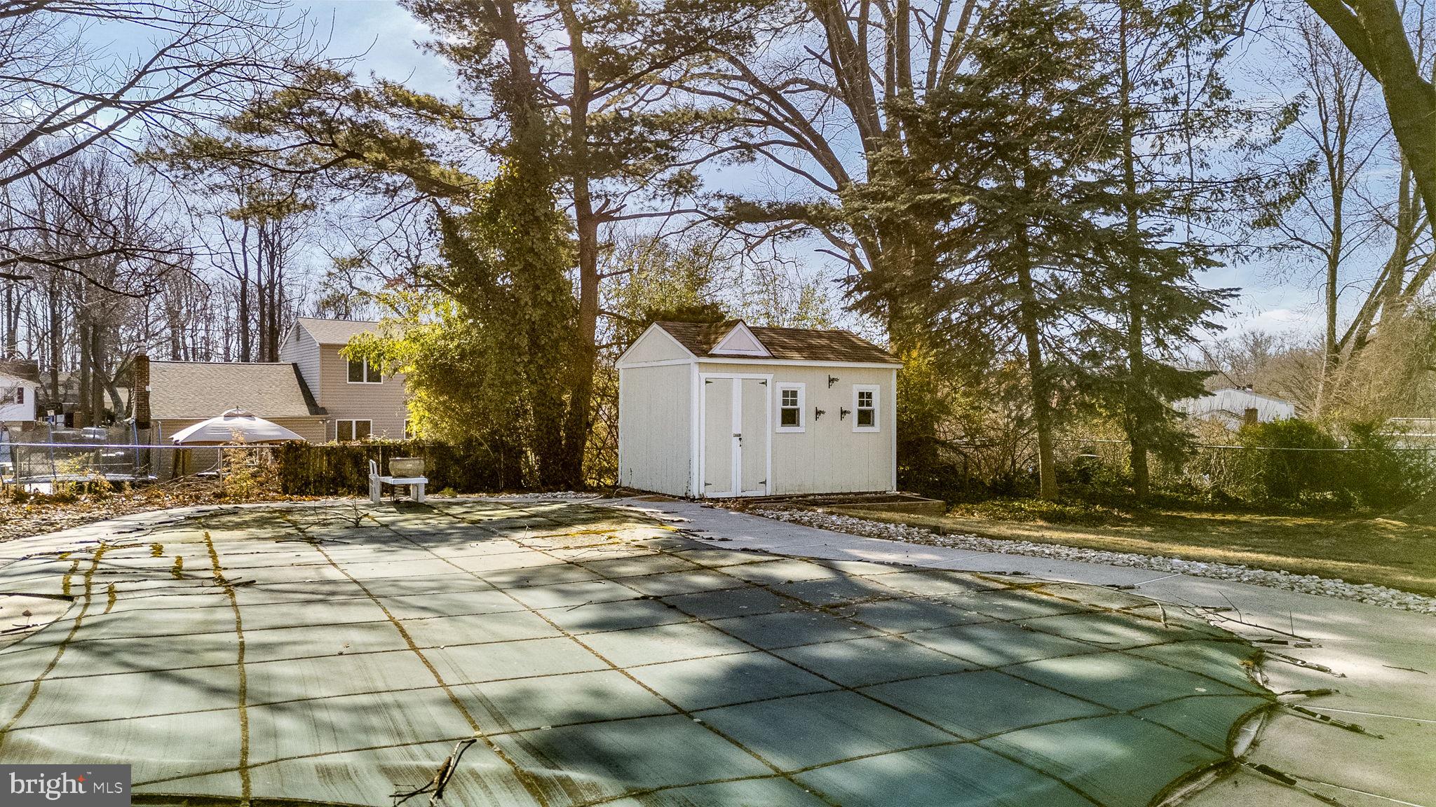 HIDDEN VALLEY - Residential