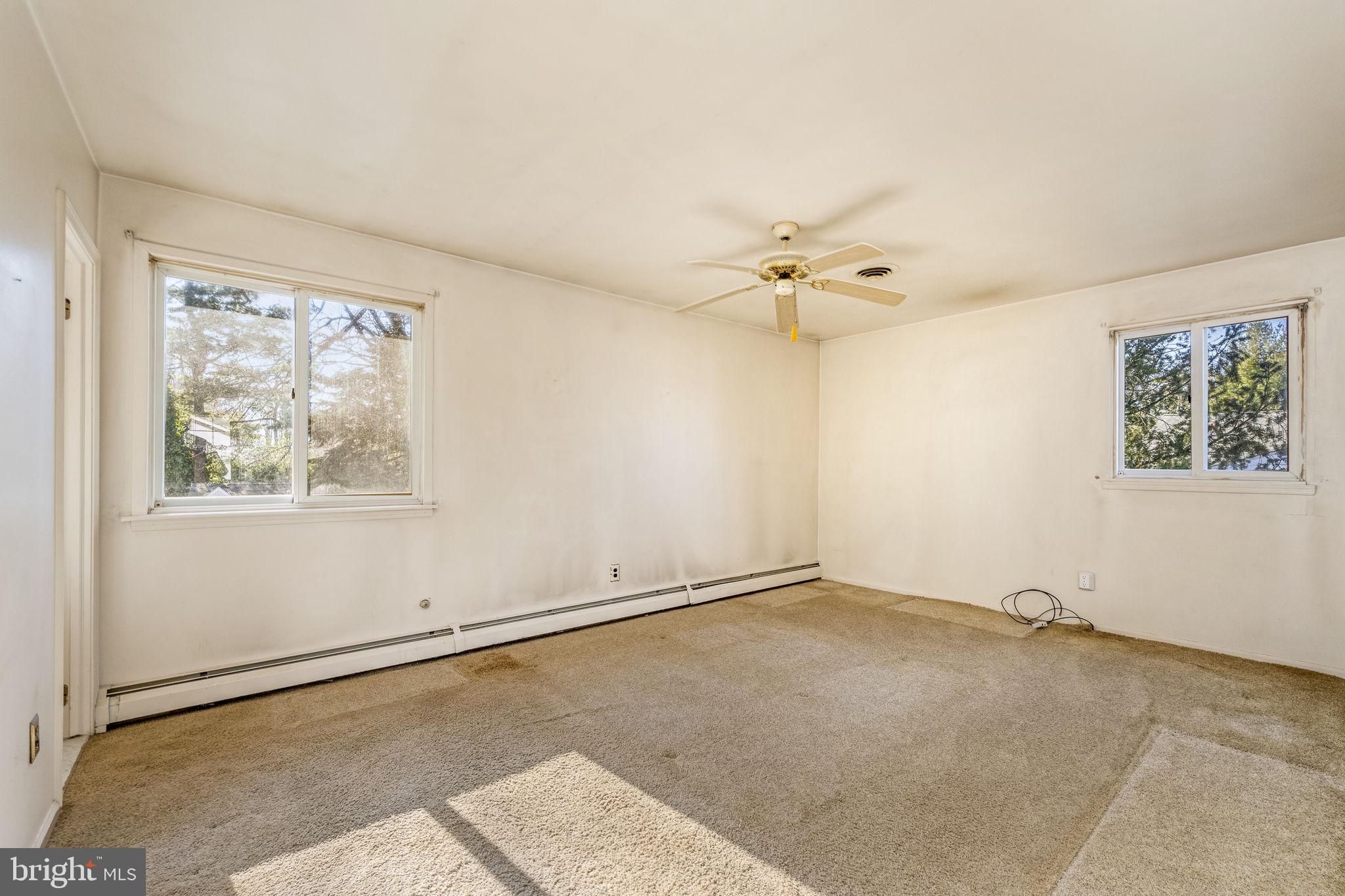 HIDDEN VALLEY - Residential