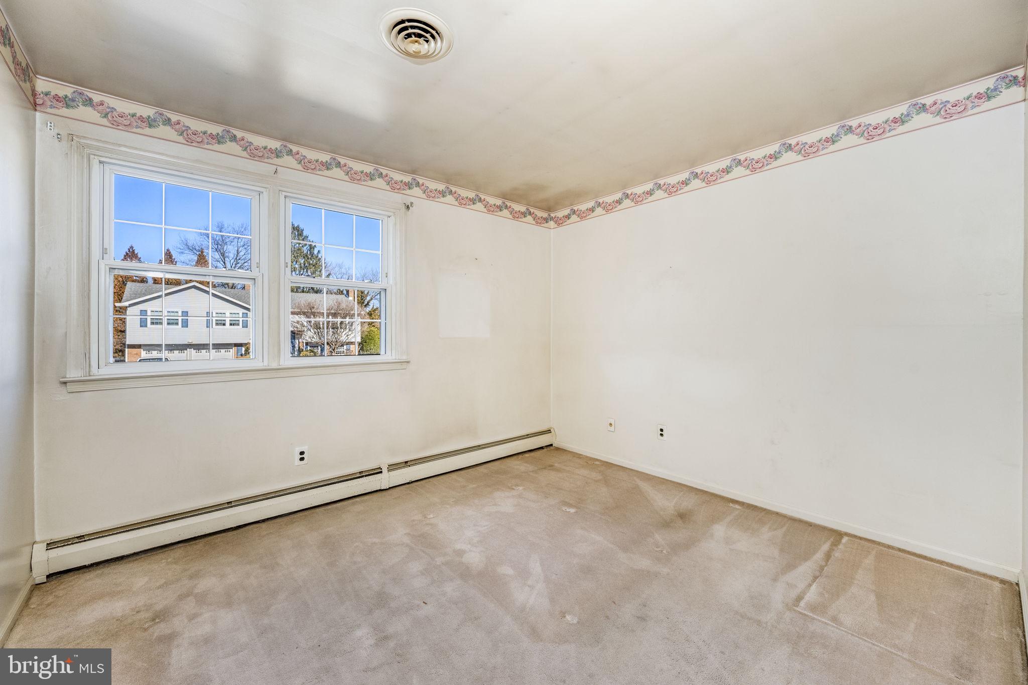 HIDDEN VALLEY - Residential