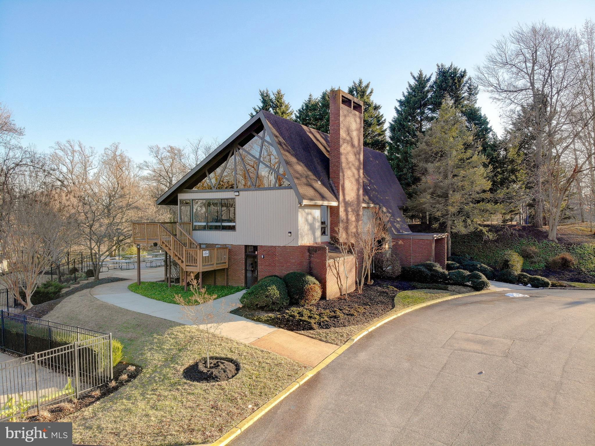 THE DOWNS - Residential