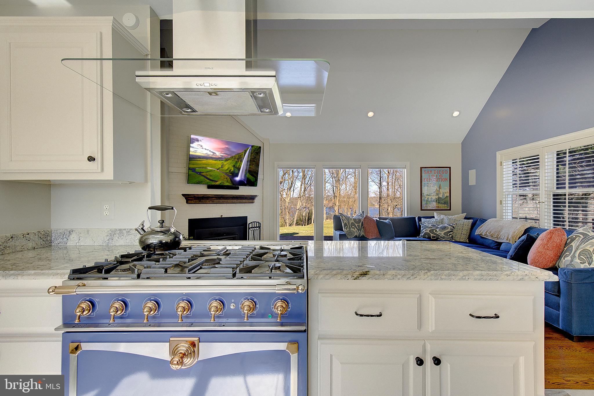 THE DOWNS - Residential