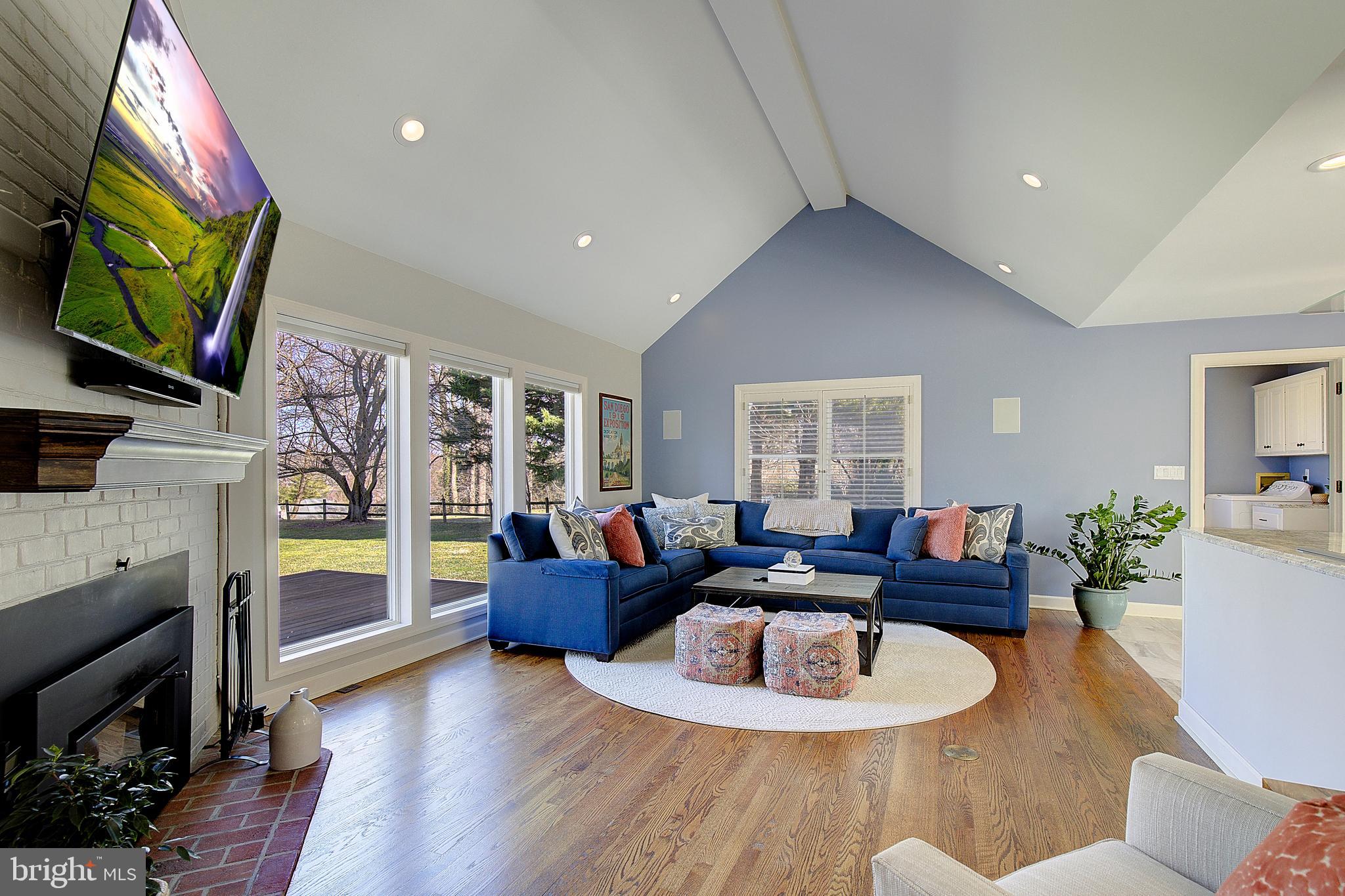 THE DOWNS - Residential