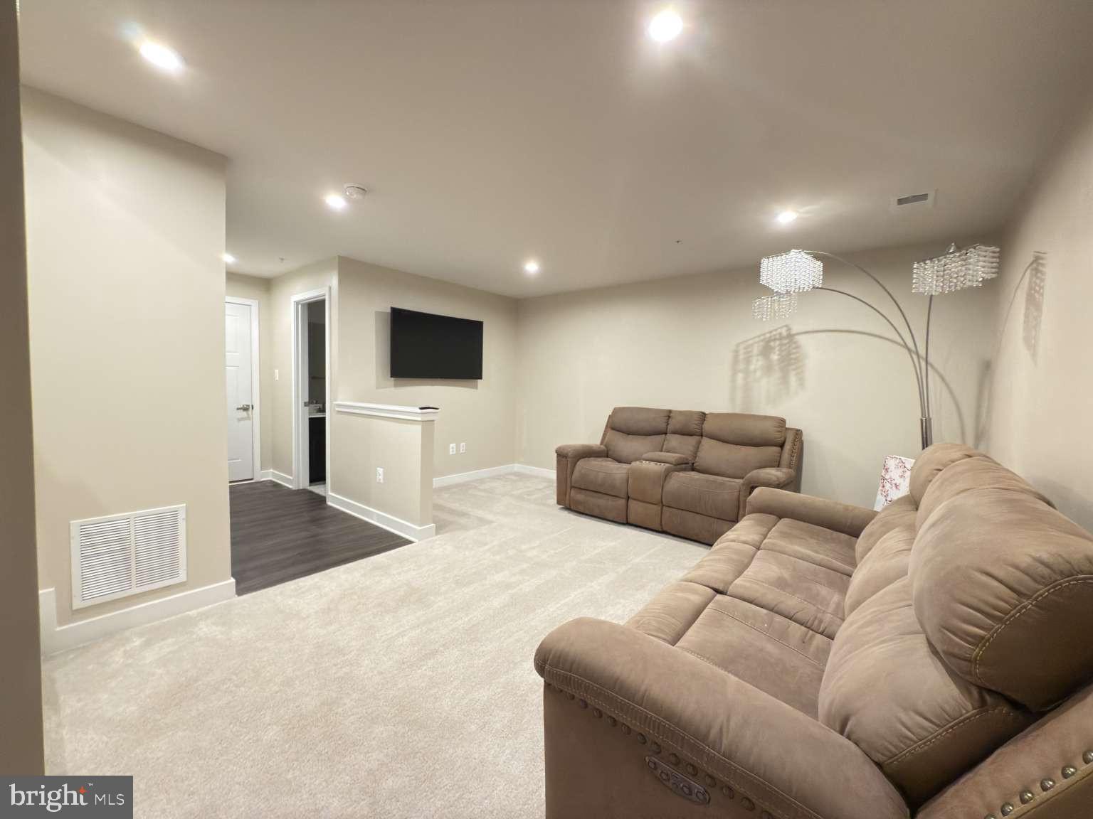 GREENLEIGH AT CROSSROADS - Residential